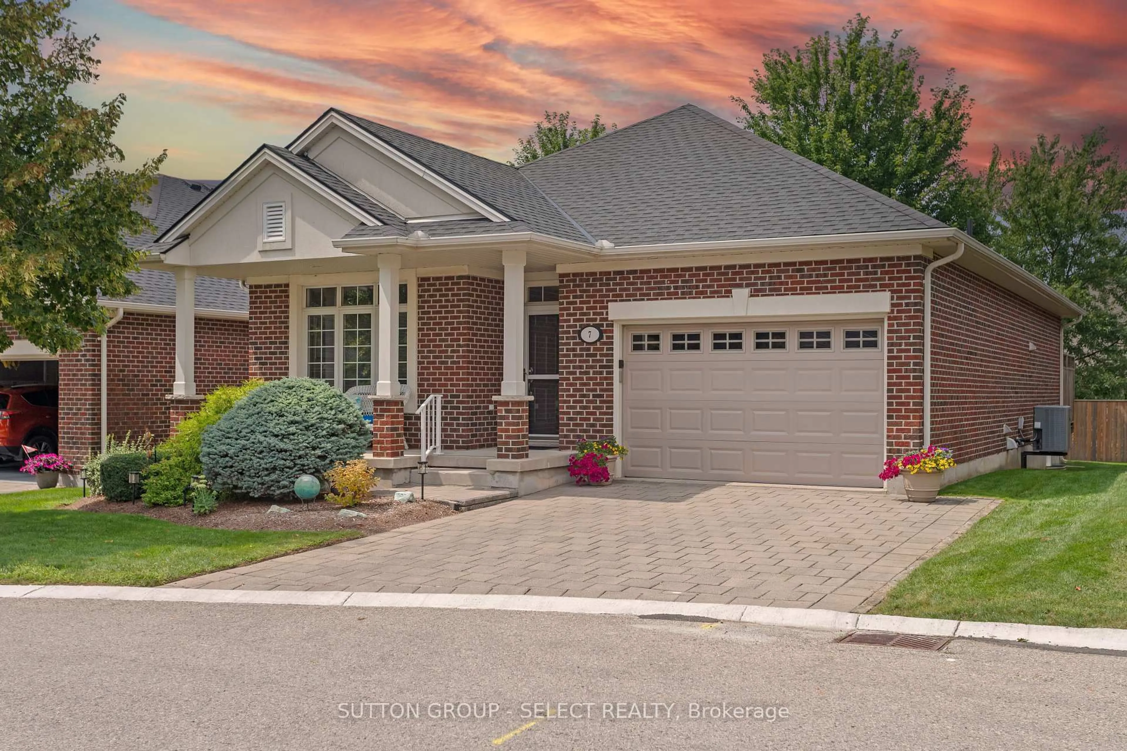 Home with brick exterior material, street for 101 Southgate Pkwy #7, St. Thomas Ontario N5R 6M3