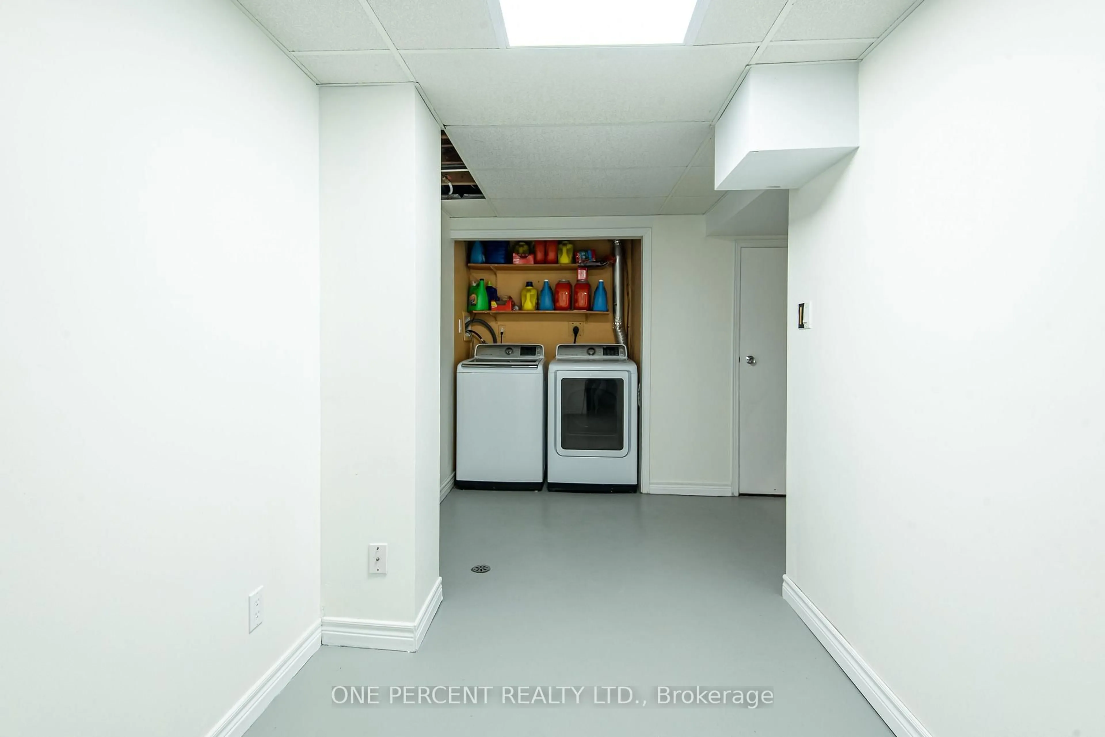 Laundry room for 31 Greengate Rd #230, Guelph Ontario N1H 6R3