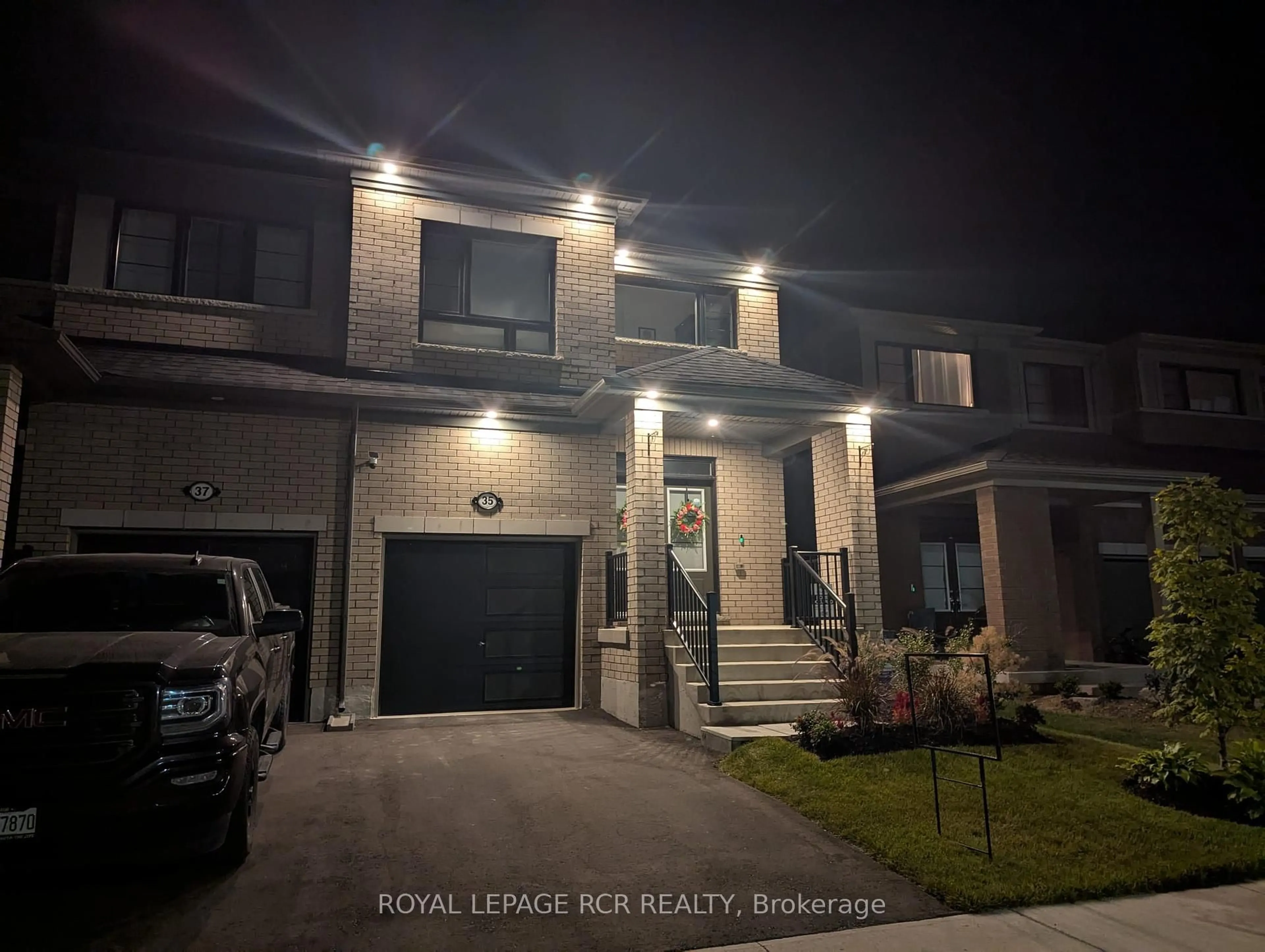Unknown for 35 Povey Rd, Centre Wellington Ontario N1M 0J5