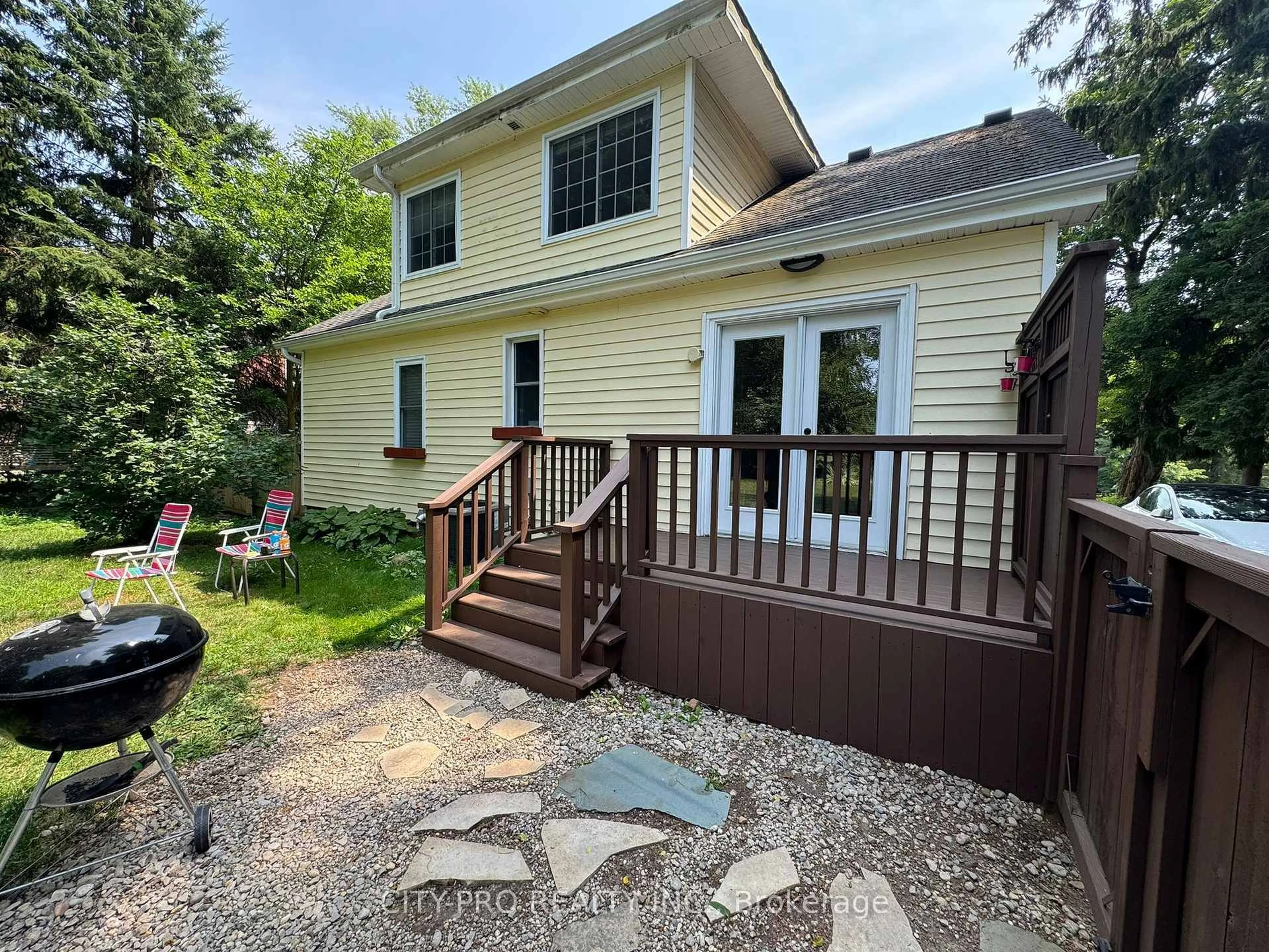 Unknown for 443 5th Concession Rd, Hamilton Ontario L0R 2H2