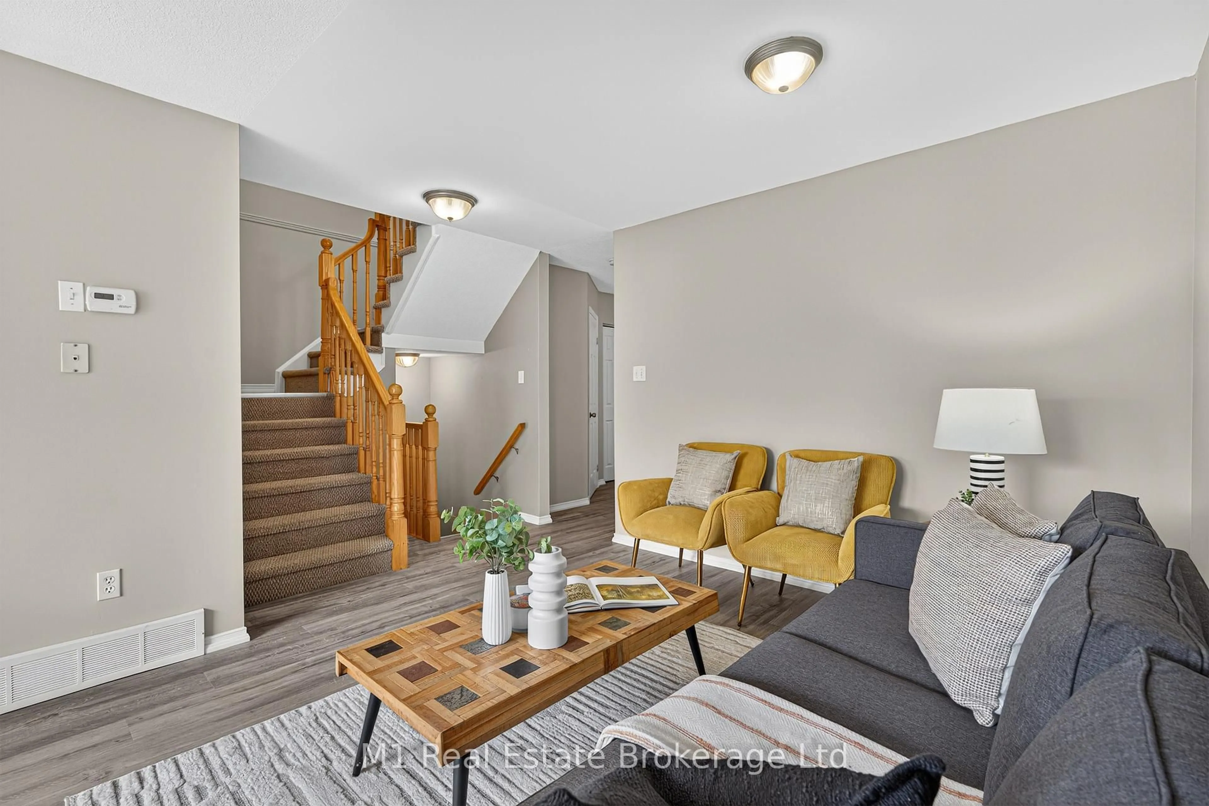 Living room with furniture, unknown for 112 Chesterton Lane, Guelph Ontario N1E 7B8
