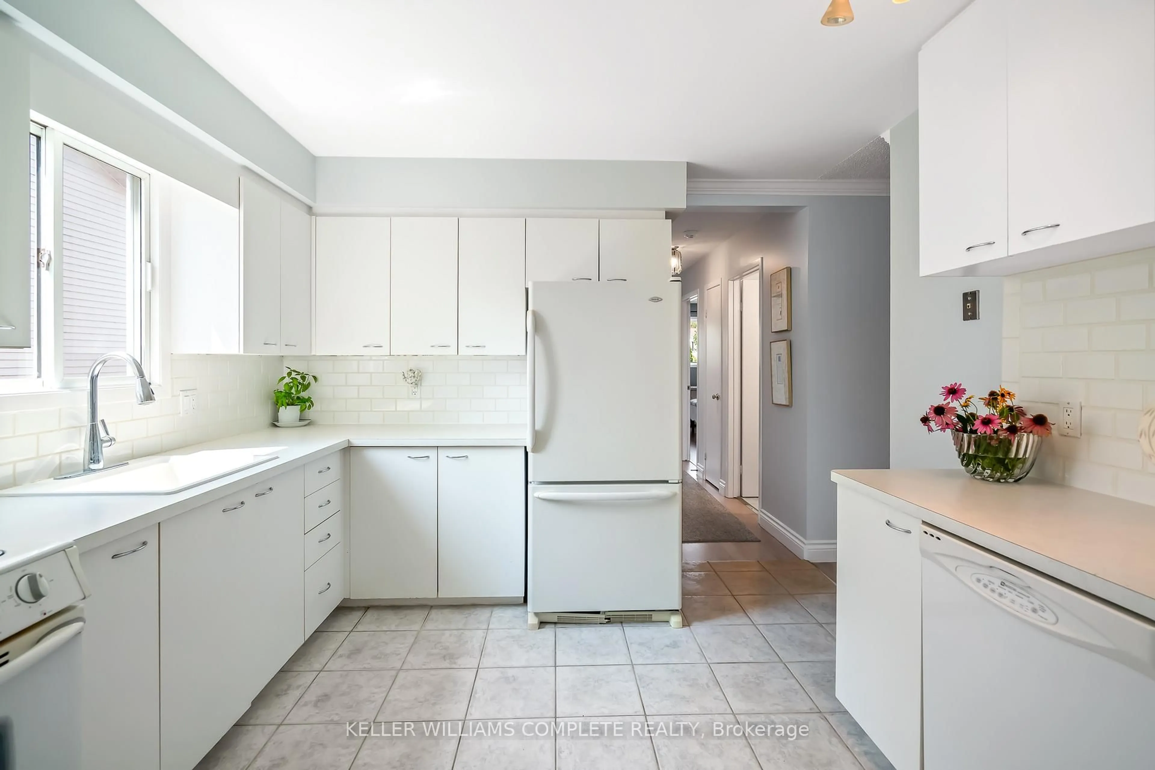 Unknown for 56 Stoney Brook Cres, St. Catharines Ontario L2S 3R8
