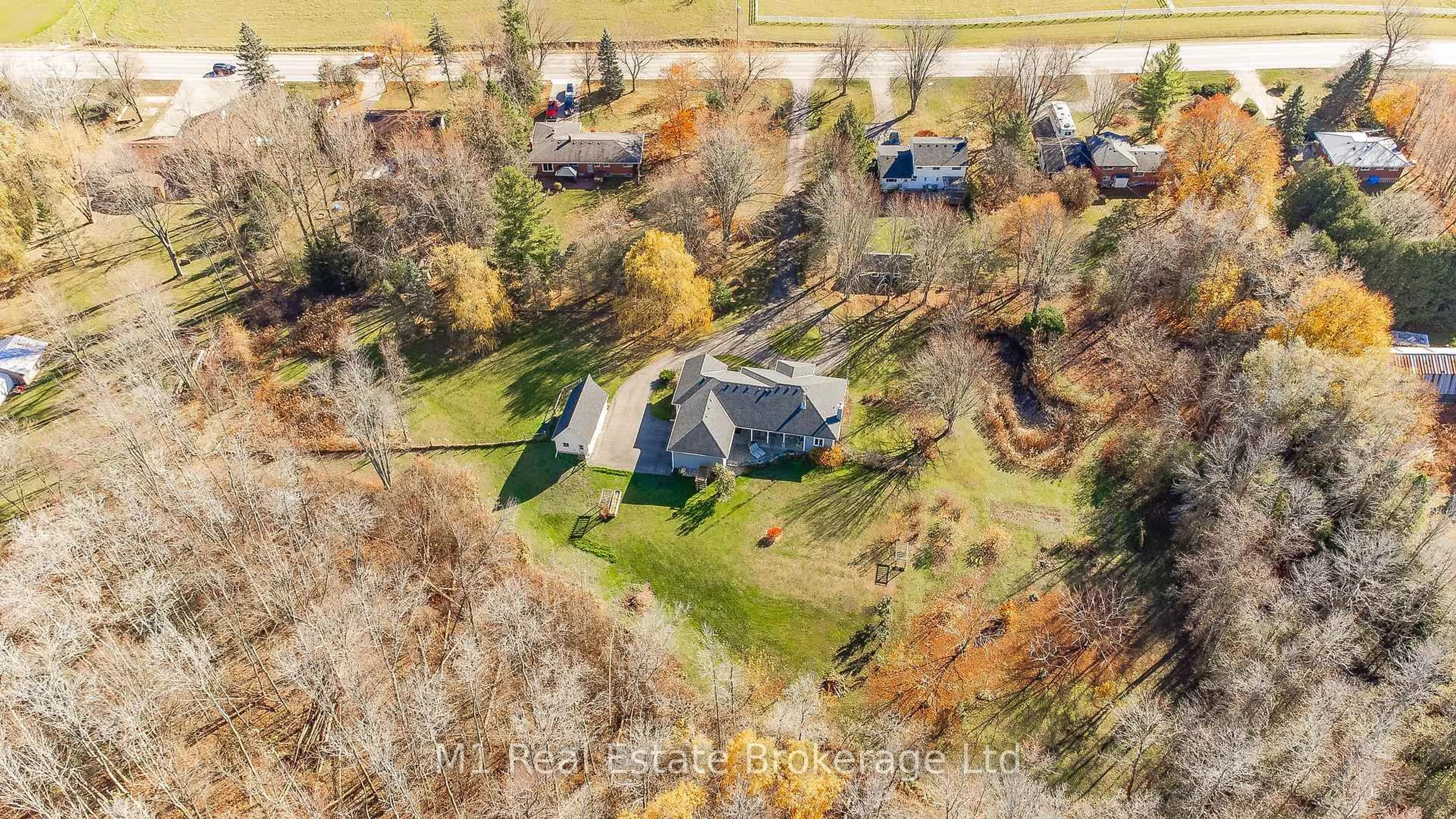 A pic from outside/outdoor area/front of a property/back of a property/a pic from drone, street for 7610 Wellington 51 Rd, Guelph/Eramosa Ontario N1H 6J2