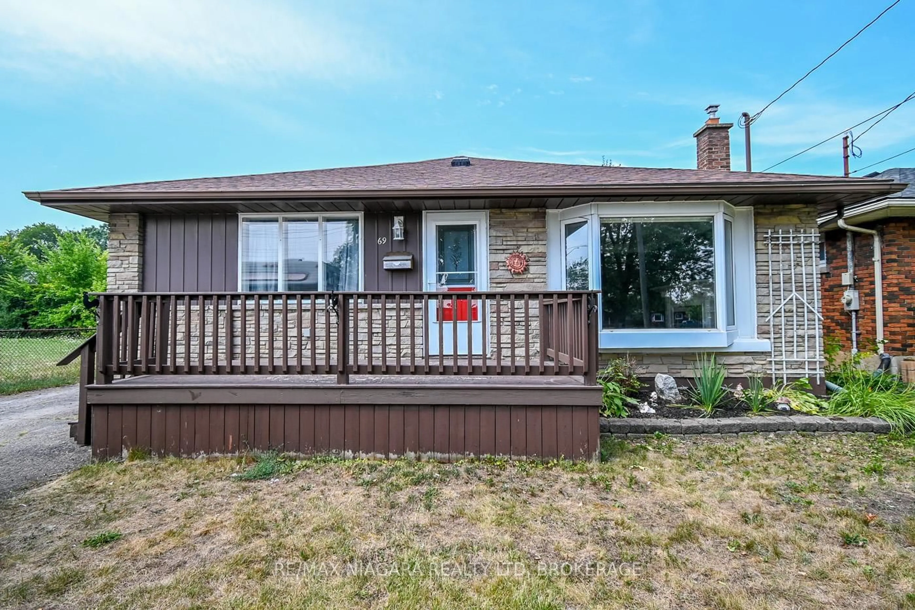 Unknown for 69 Golden Blvd, Welland Ontario L3B 1H5