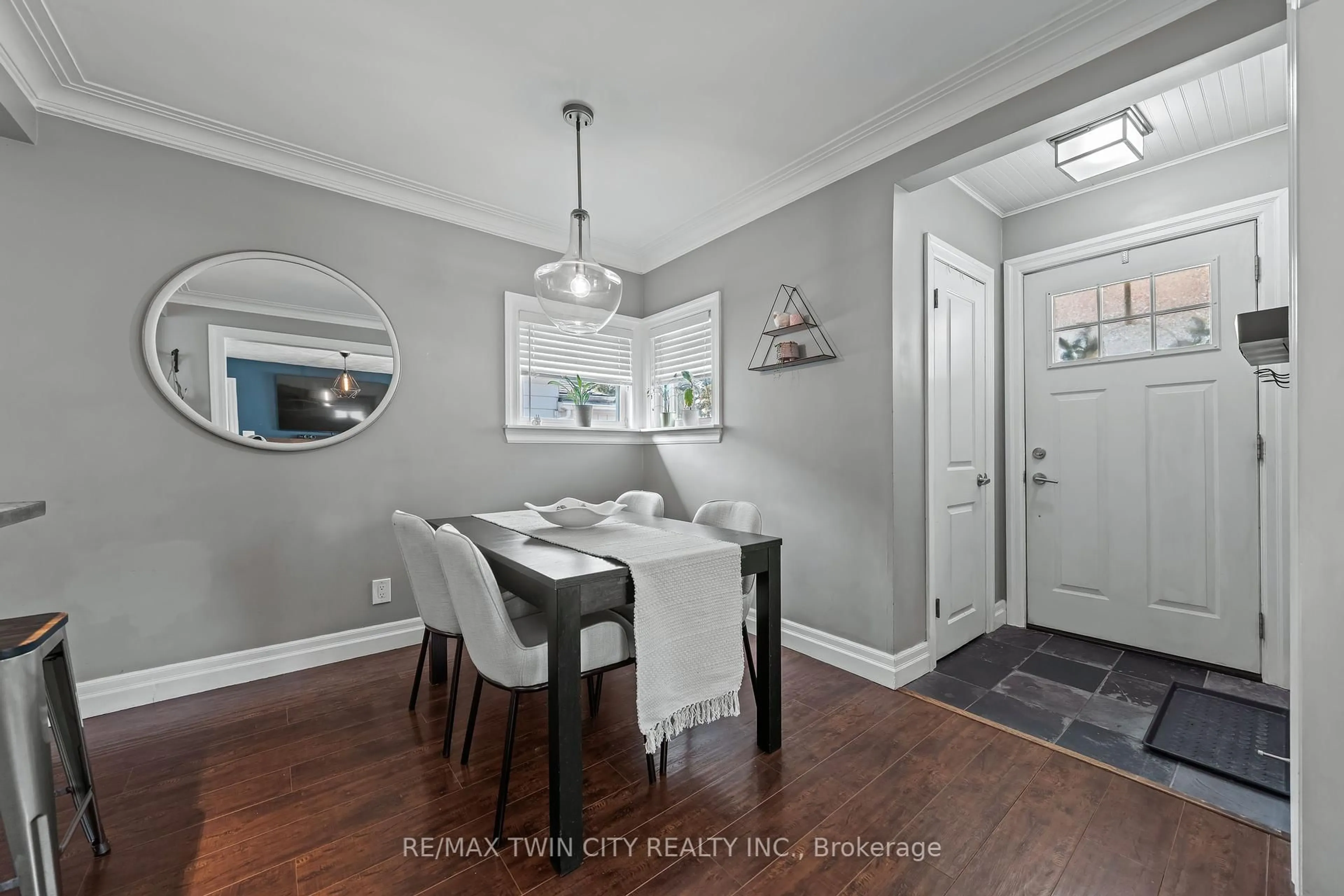 Dining room, unknown for 97 Berkley Rd, Cambridge Ontario N1S 3G8