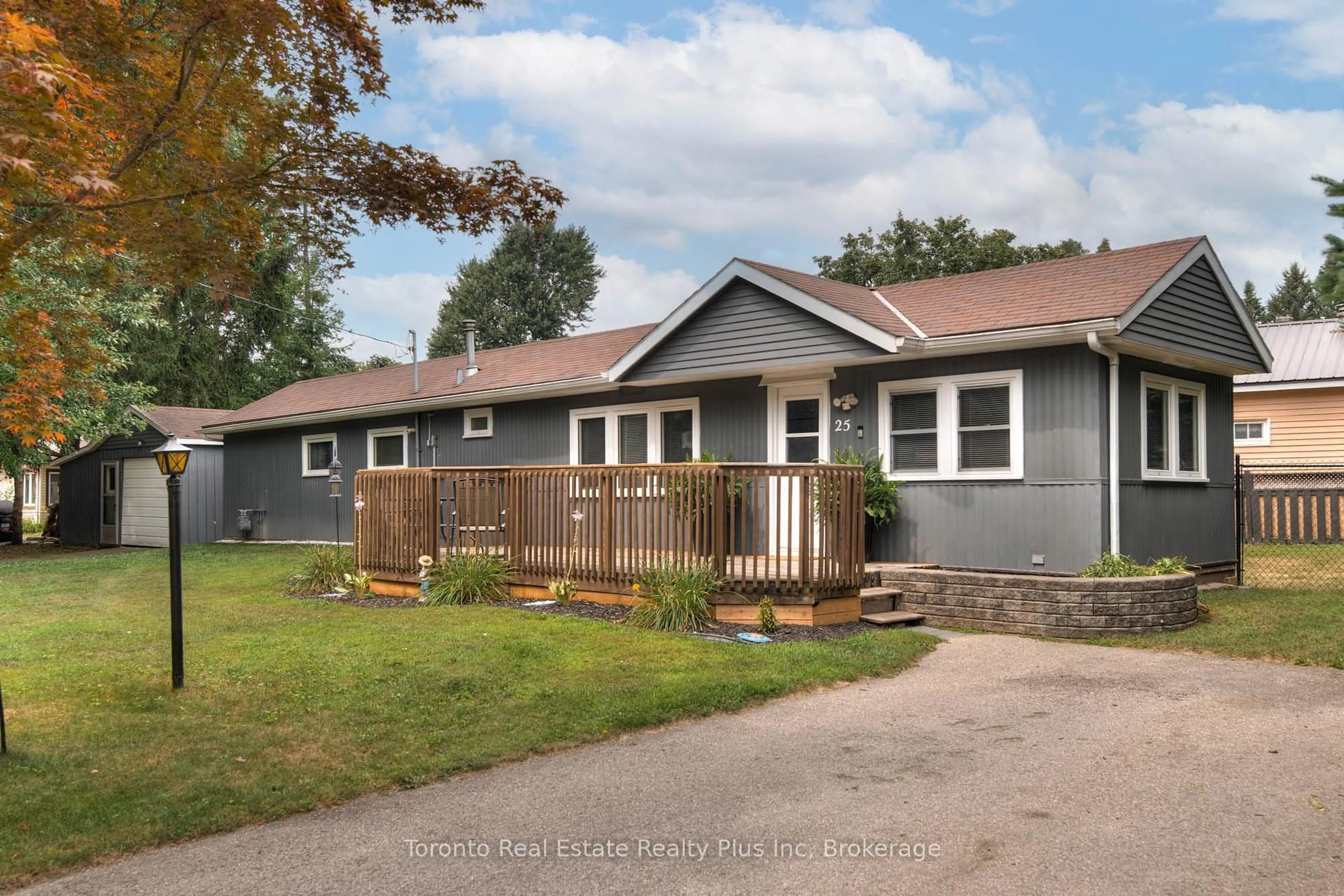 Home with vinyl exterior material, street for 746112 Township Rd 4, 2nd St #25, Blandford-Blenheim Ontario N4S 7V9
