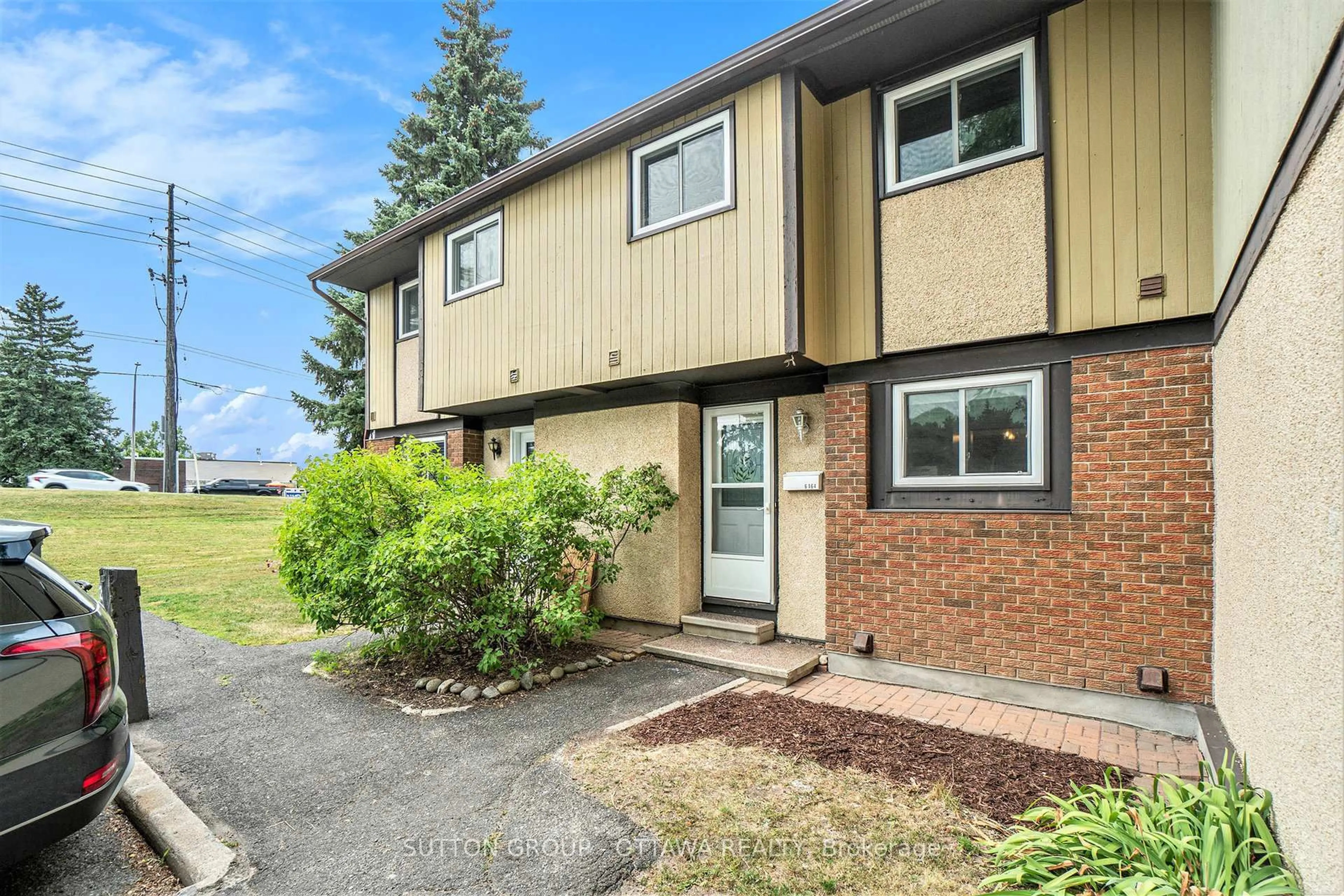 Unknown for 6164 Brookside Lane, Orleans Ontario K1C 2K7