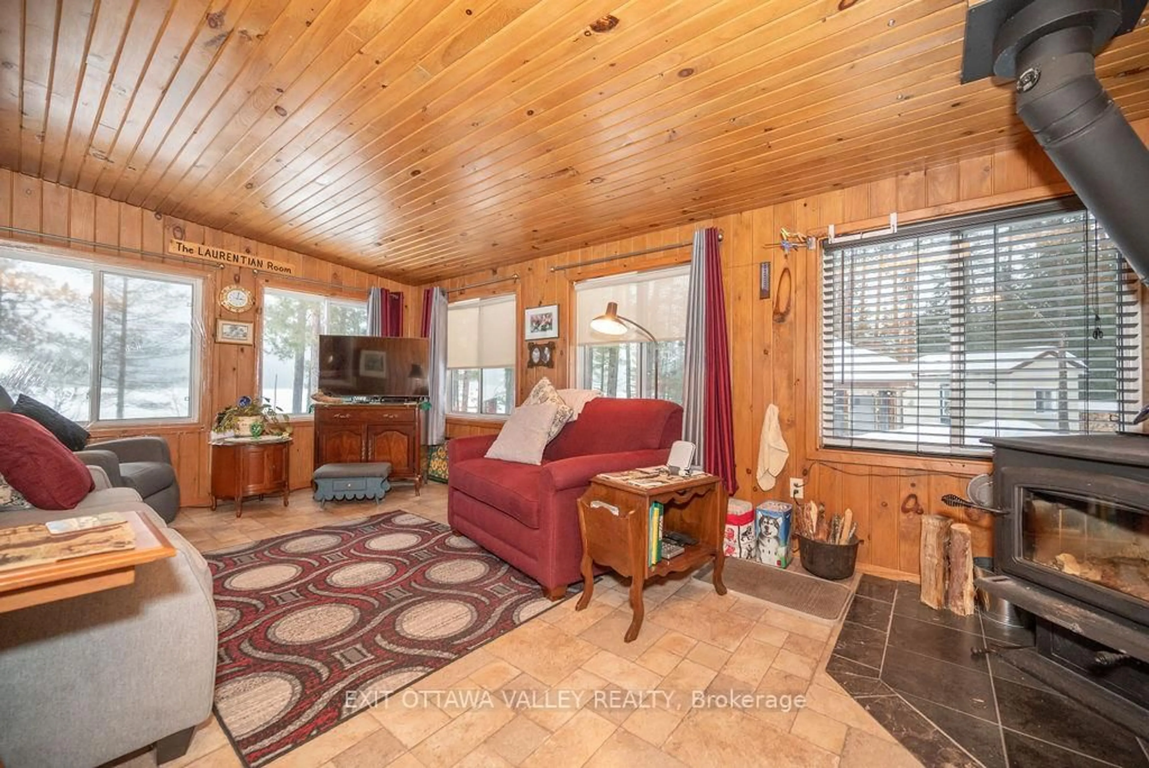 Living room with furniture, unknown for 51 Myrlin Way, Deep River Ontario K0J 1P0