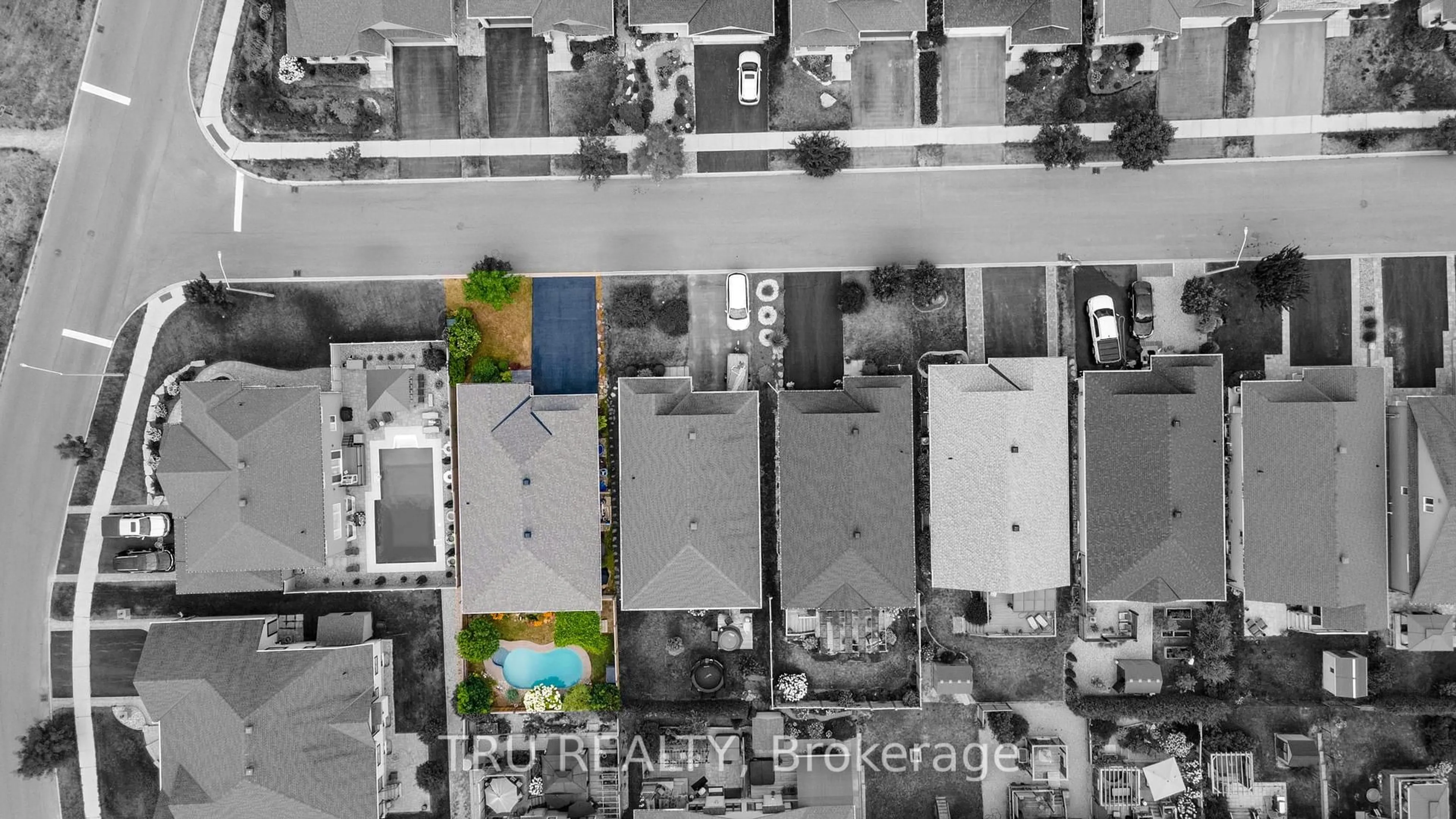 A pic from outside/outdoor area/front of a property/back of a property/a pic from drone, street for 590 Robert Hill St, Almonte Ontario K0A 1A0