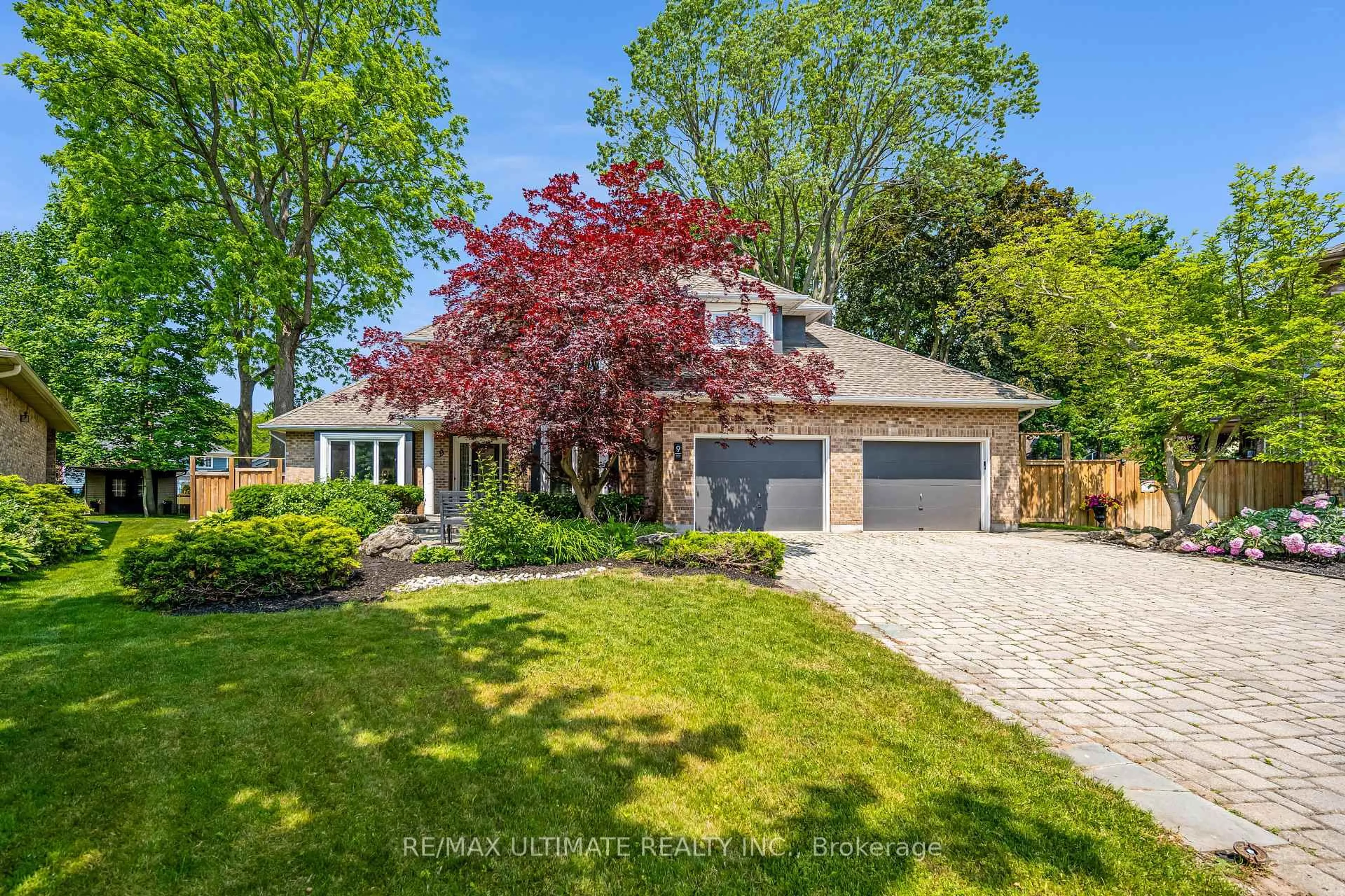 Home with brick exterior material, street for 9 Karen Crt, Pelham Ontario L0S 1E4