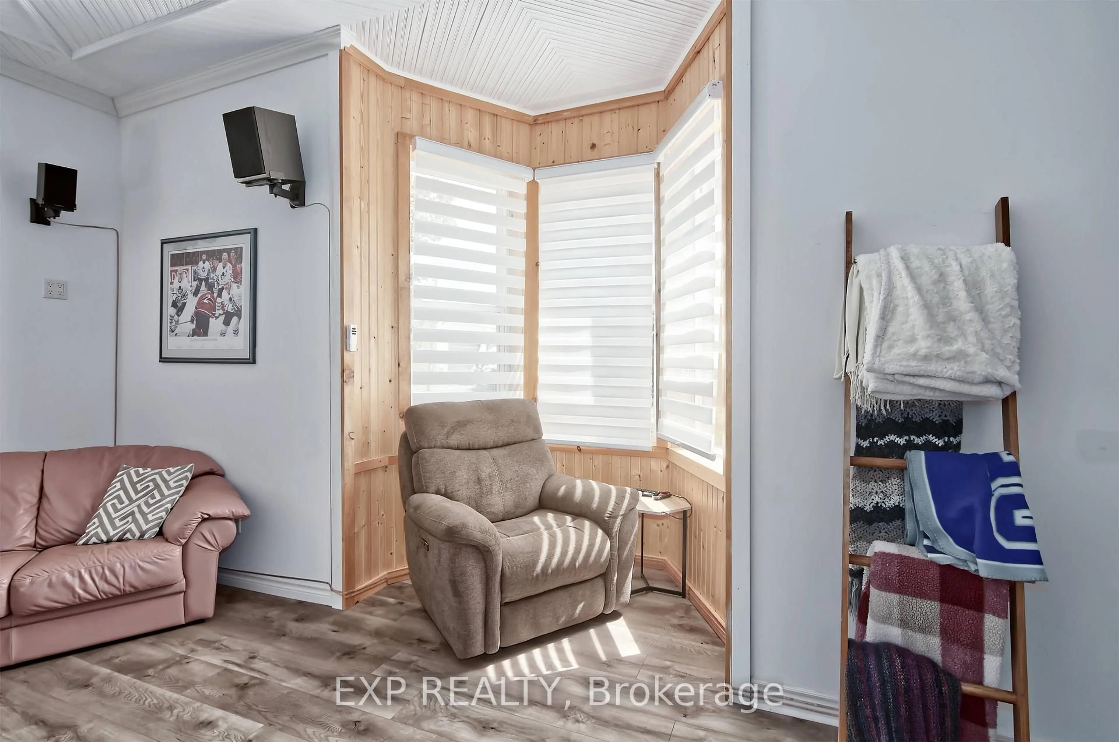 Unknown for 183 King St, North Huron Ontario N0M 1H0