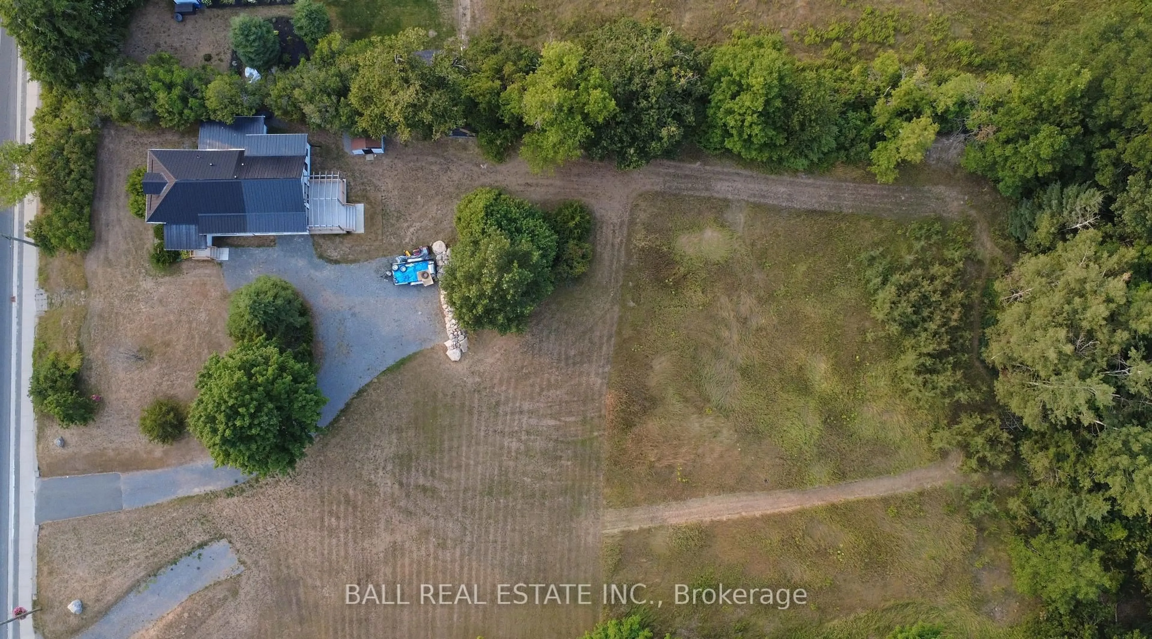 A pic from outside/outdoor area/front of a property/back of a property/a pic from drone, building for 34 Concession St, Havelock-Belmont-Methuen Ontario K0L 1Z0