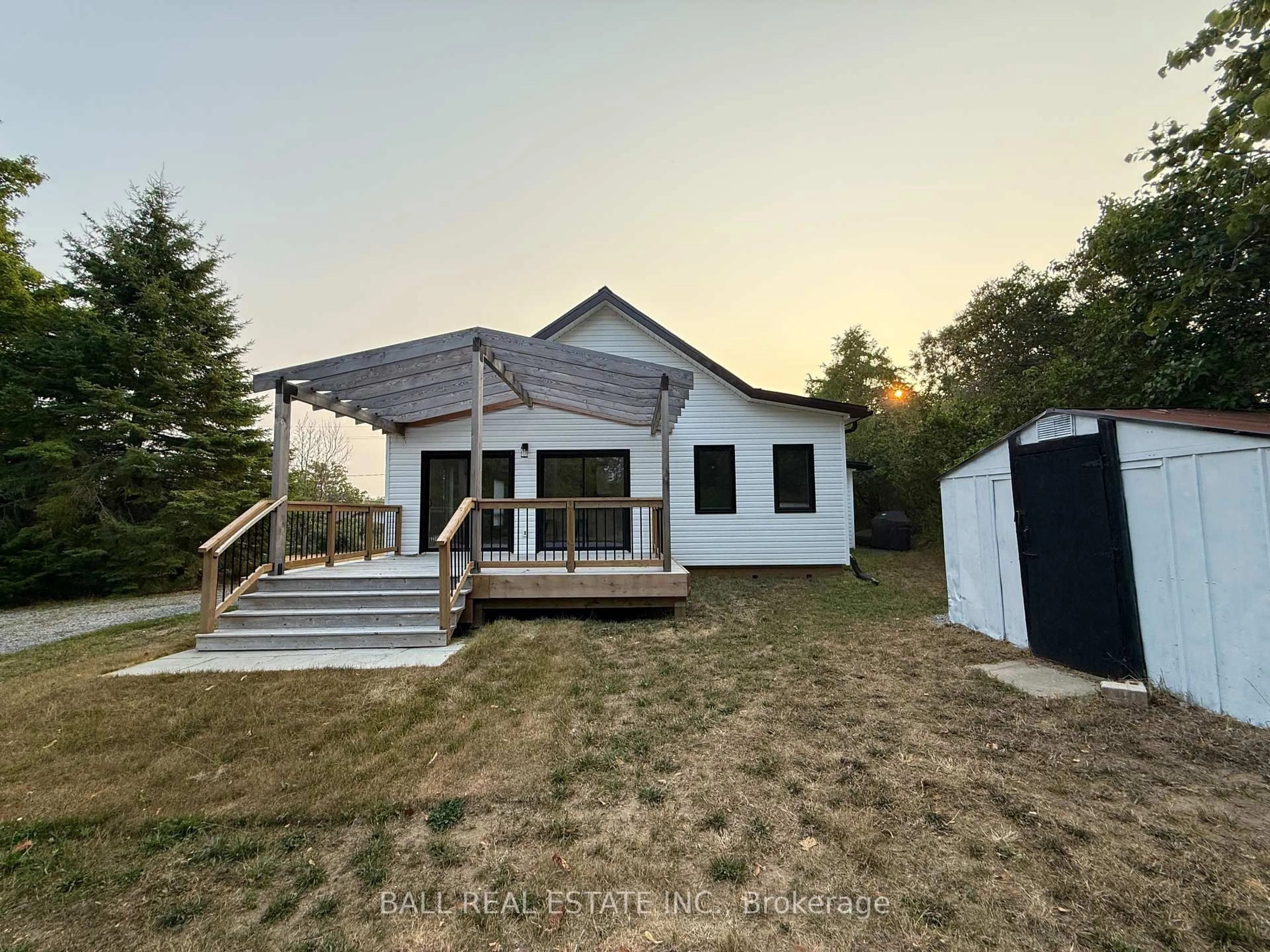 A pic from outside/outdoor area/front of a property/back of a property/a pic from drone, building for 34 Concession St, Havelock-Belmont-Methuen Ontario K0L 1Z0