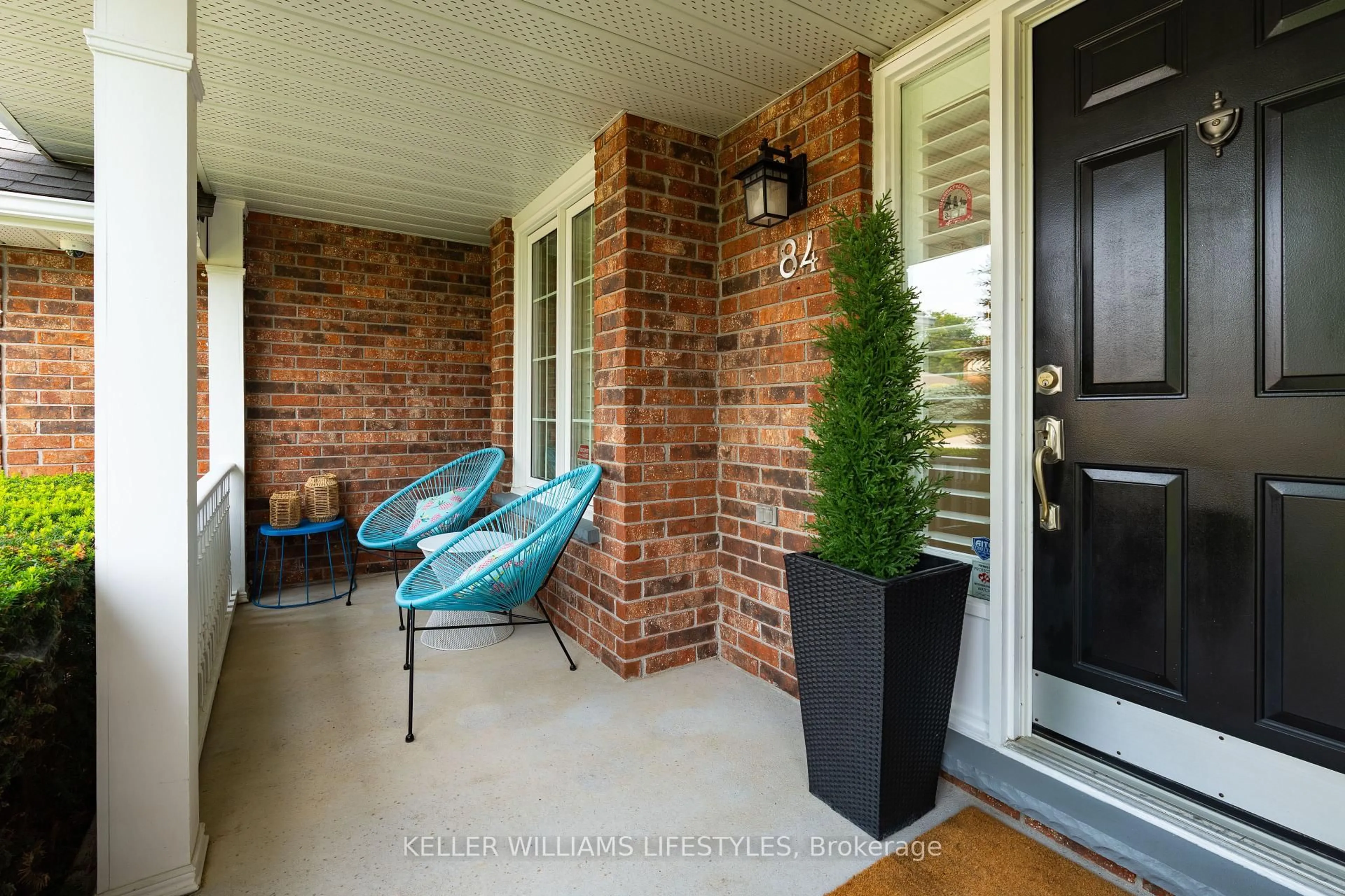 Indoor entryway for 84 Virginia Cres, London North Ontario N5X 3E8