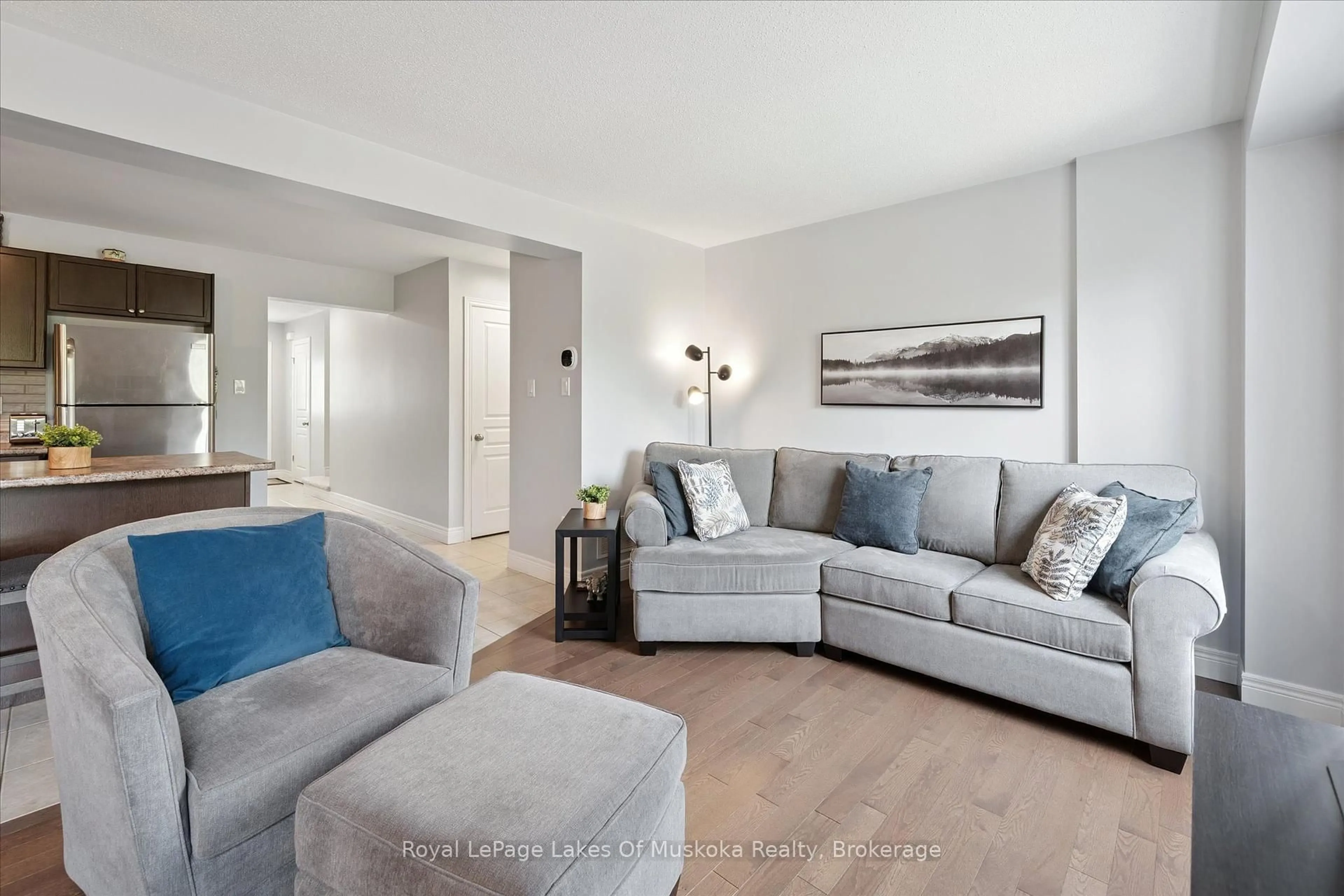 Living room with furniture, unknown for 39 Little Ryan's Way, Bracebridge Ontario P1L 0C3