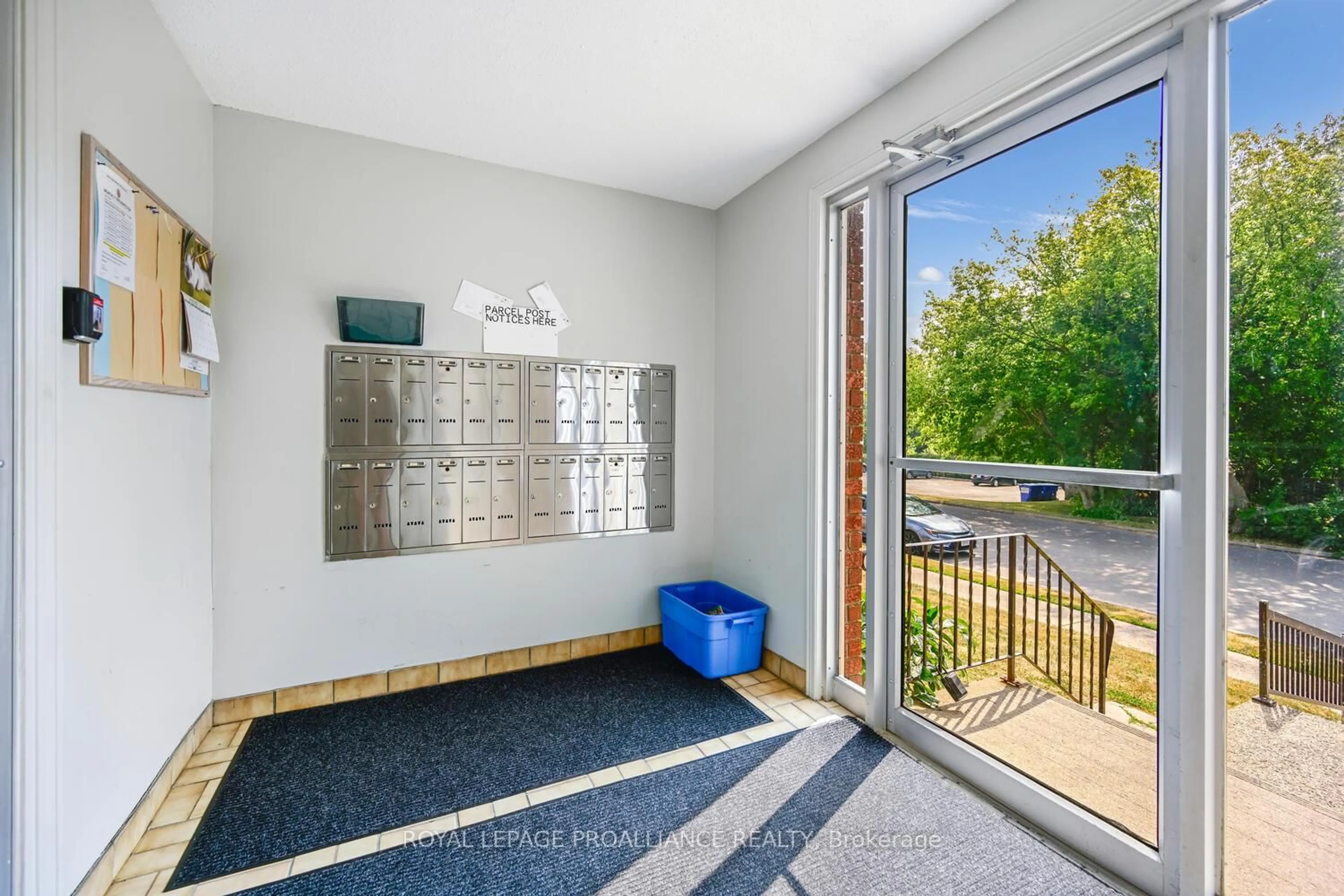 Unknown for 2 Charlotte Pl #10, Brockville Ontario K6V 6T4