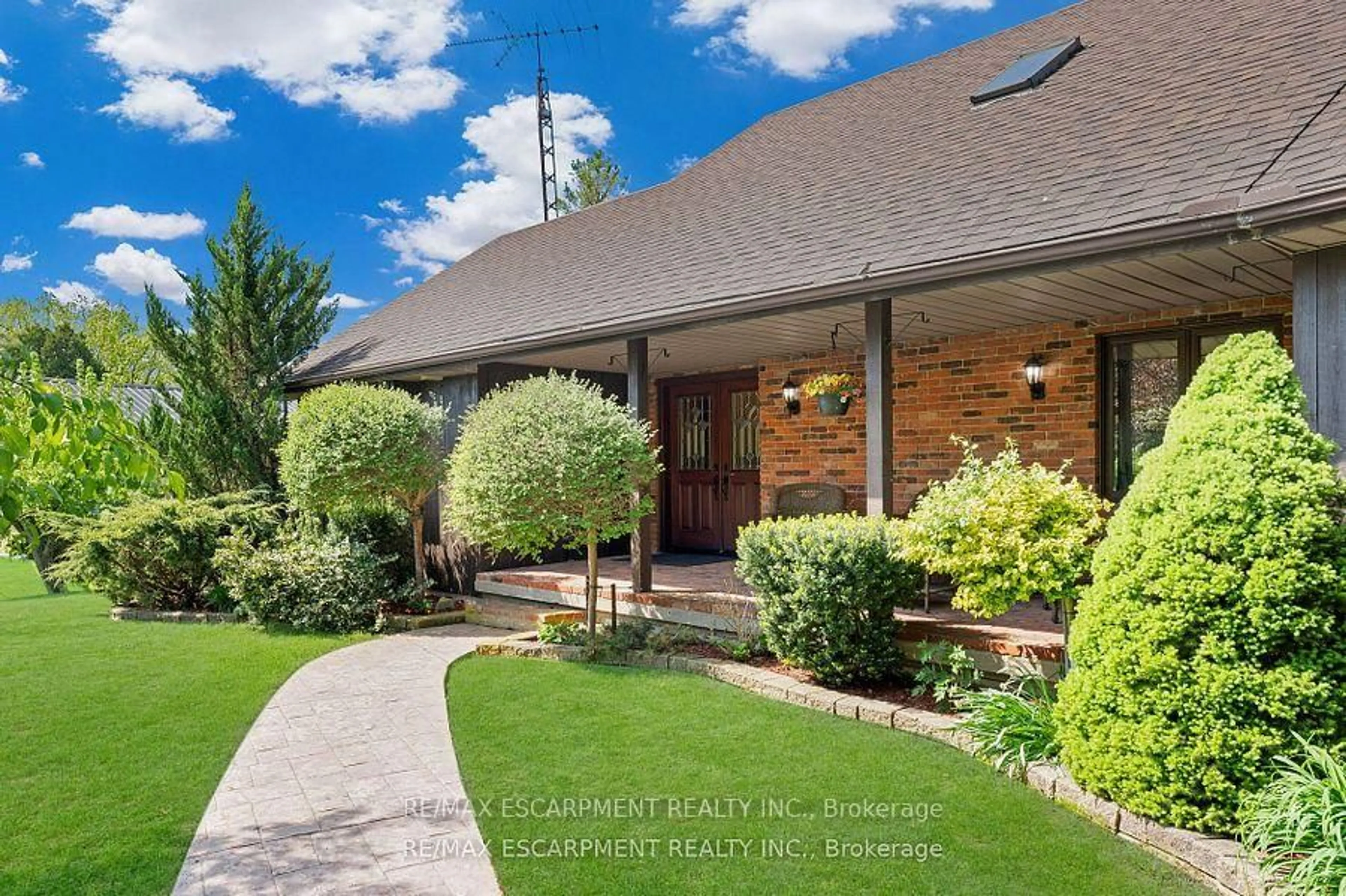 Home with brick exterior material, street for 35 Haldimand Road 17, Haldimand Ontario N1A 2W4