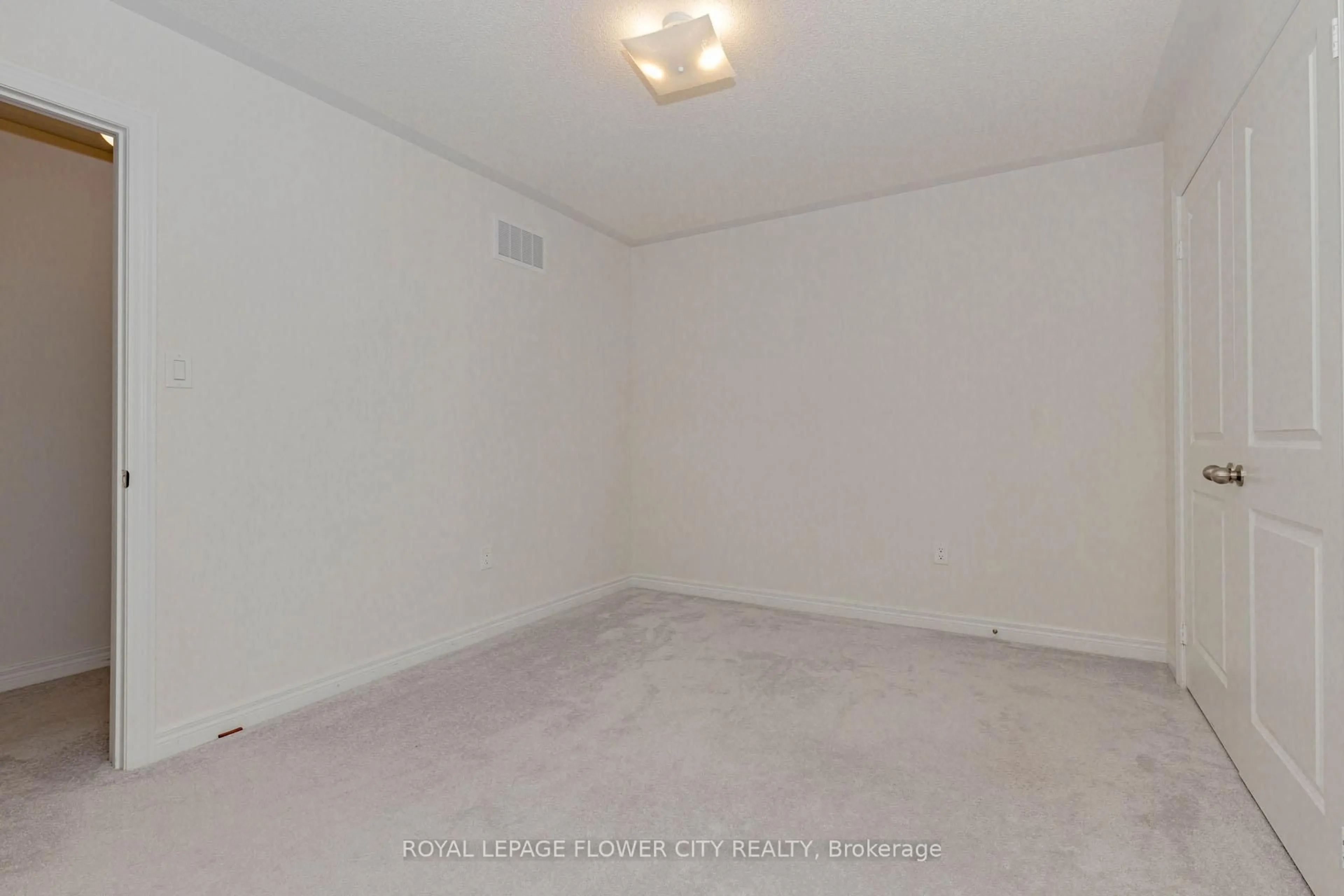 A pic of a room for 226 Chippewa Ave, Shelburne Ontario L9V 3Y3