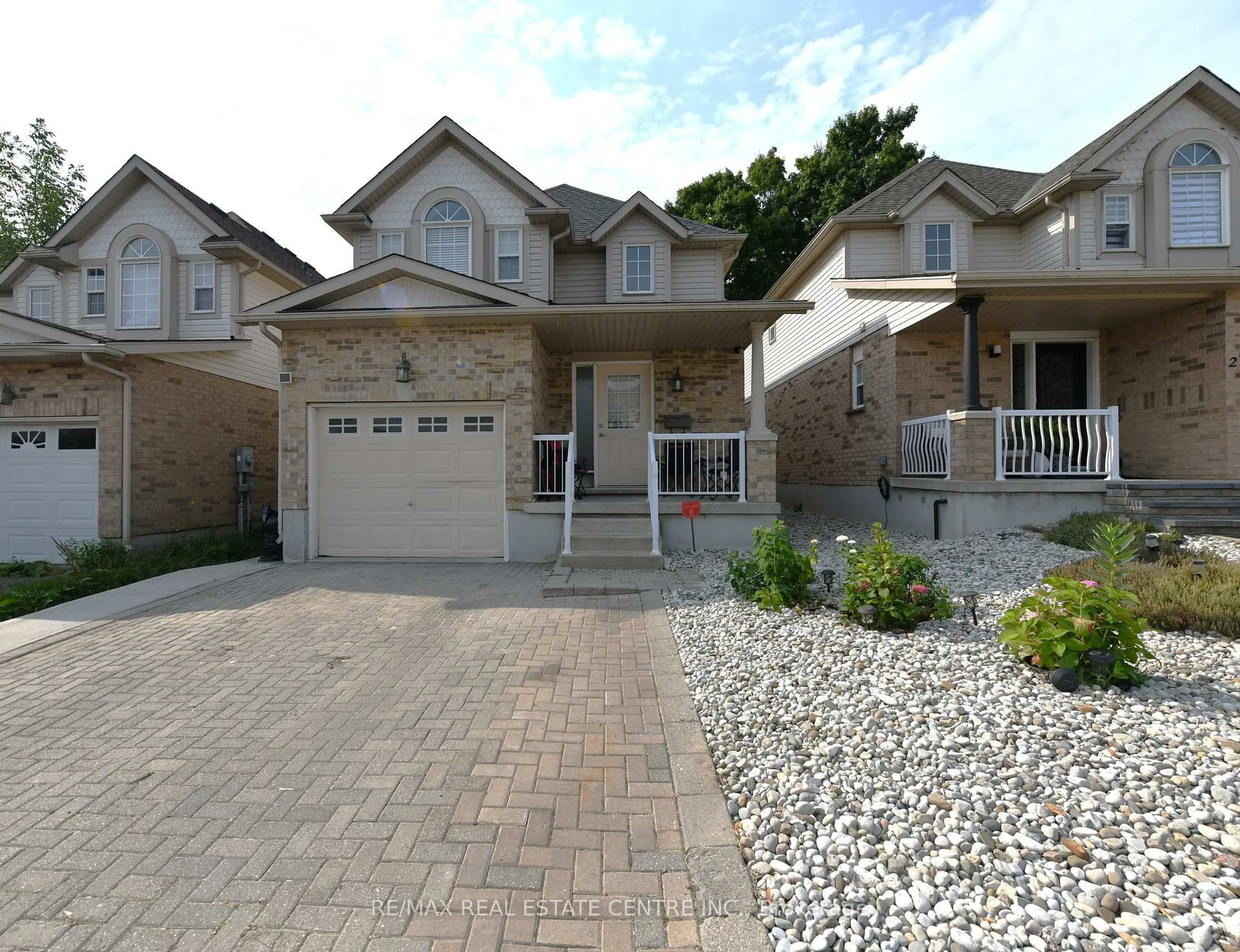 Home with brick exterior material, street for 260 Bridlewreath St, Kitchener Ontario N2E 4B4