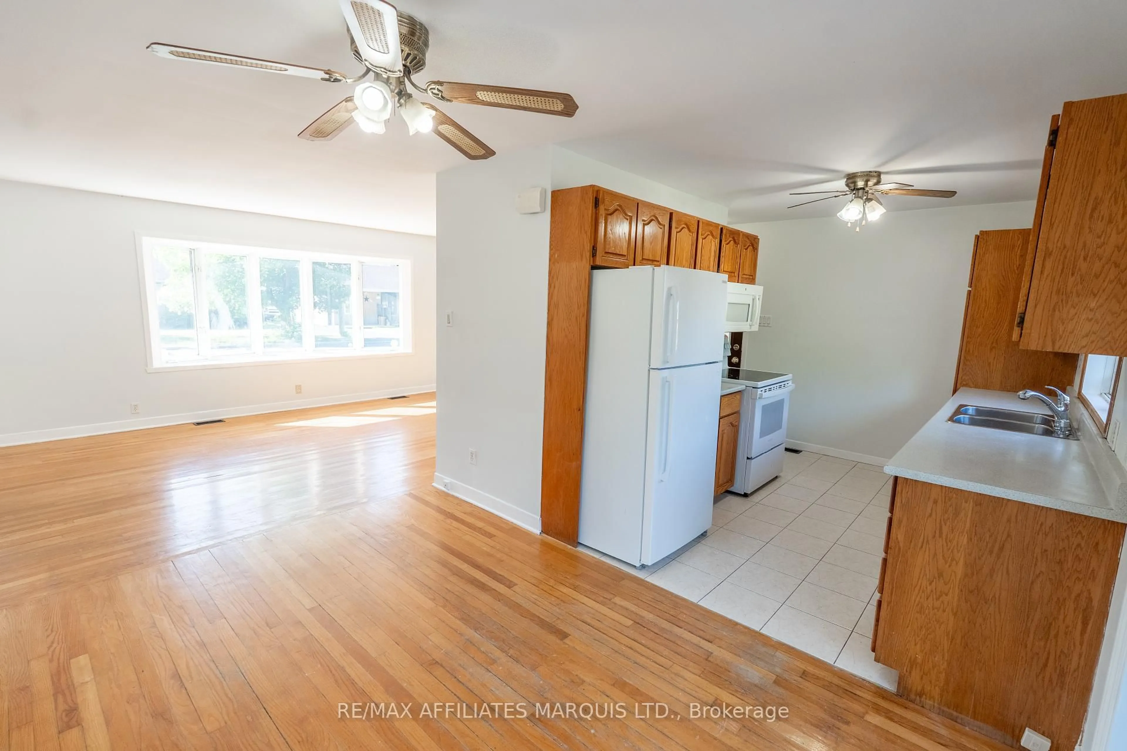 Unknown for 1203 Princess St, Cornwall Ontario K6J 1S2