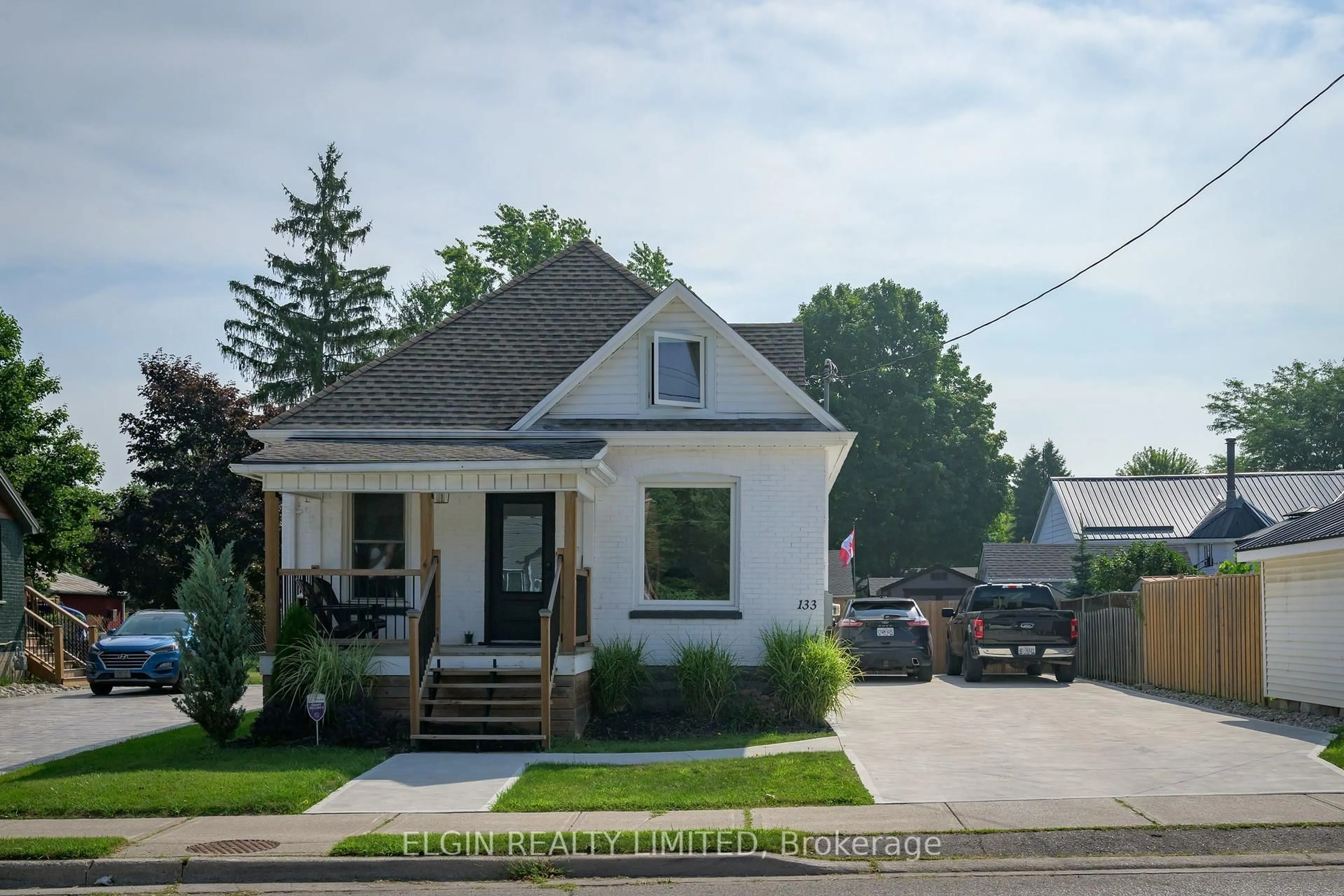 Unknown for 133 Balaclava St, St. Thomas Ontario N5P 3C9