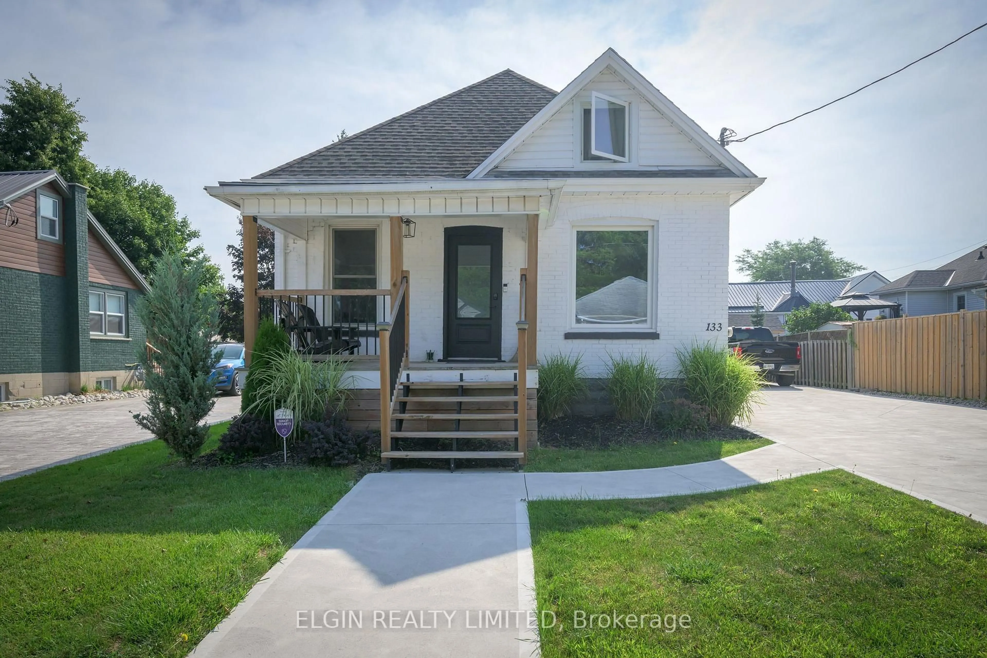 Unknown for 133 Balaclava St, St. Thomas Ontario N5P 3C9