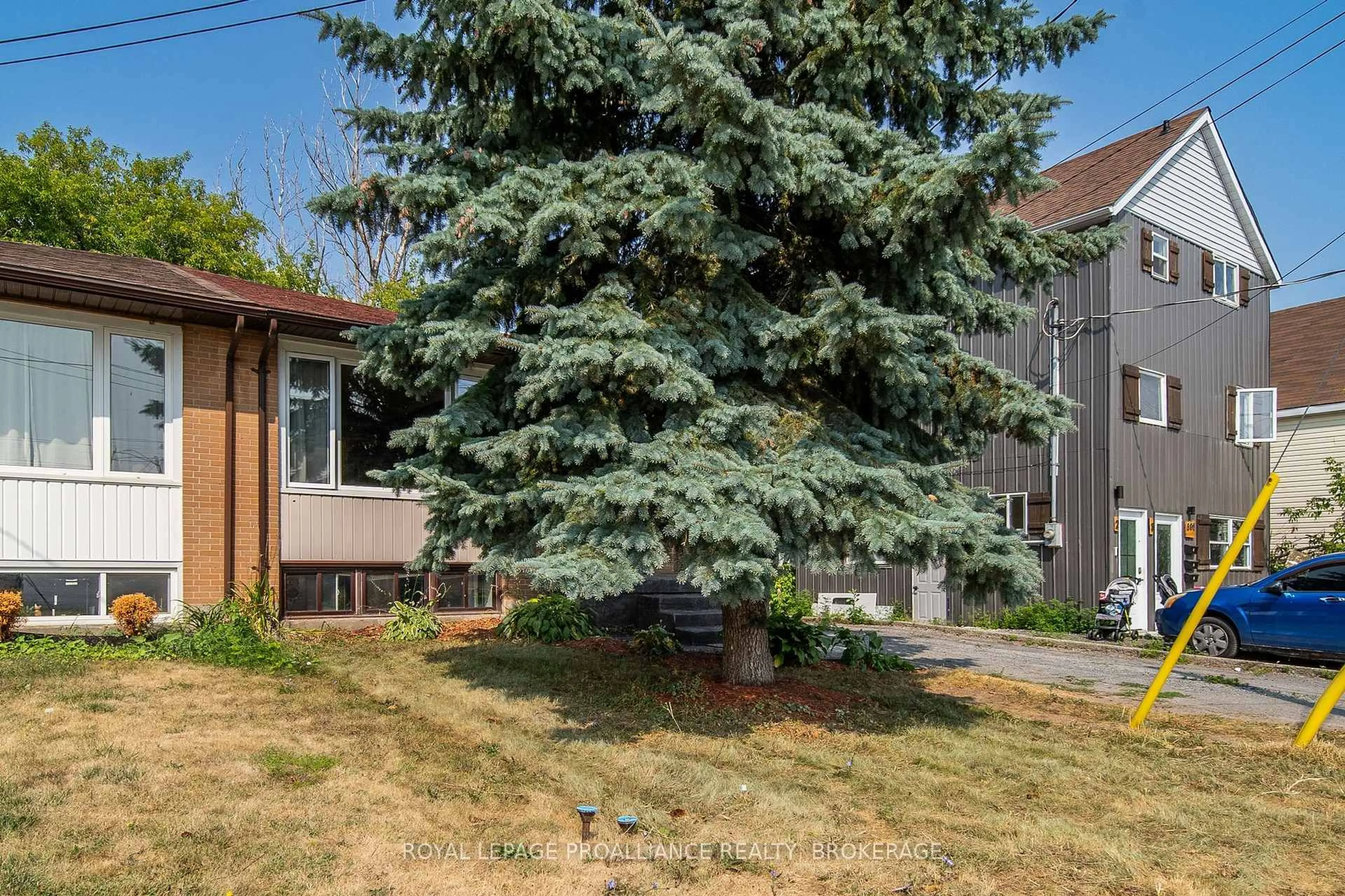 Patio, street for 590 Macdonnell St, Kingston Ontario K7K 4X1