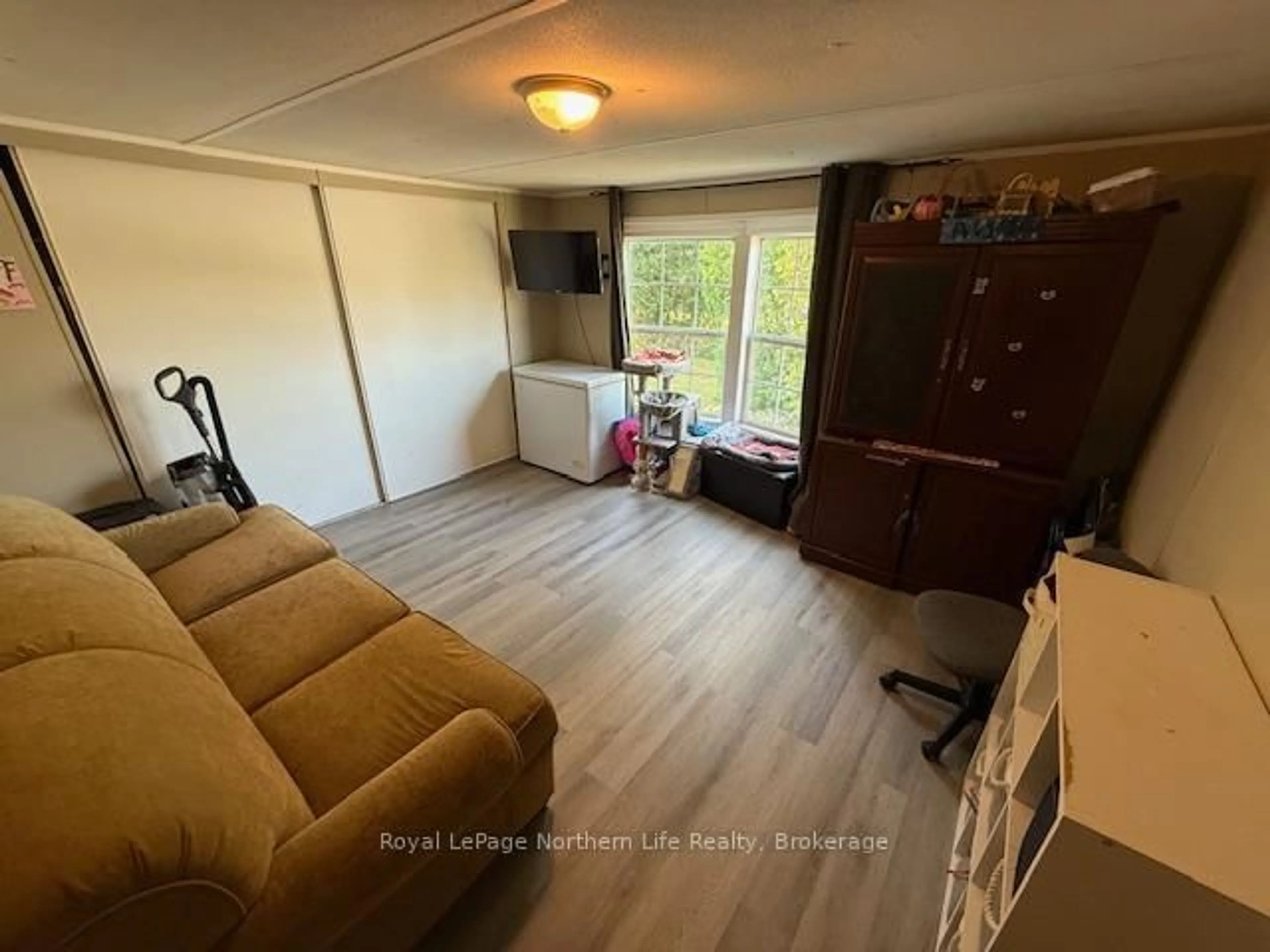 A pic of a room for 12 Hillcrest Dr, Temagami Ontario P0H 2H0