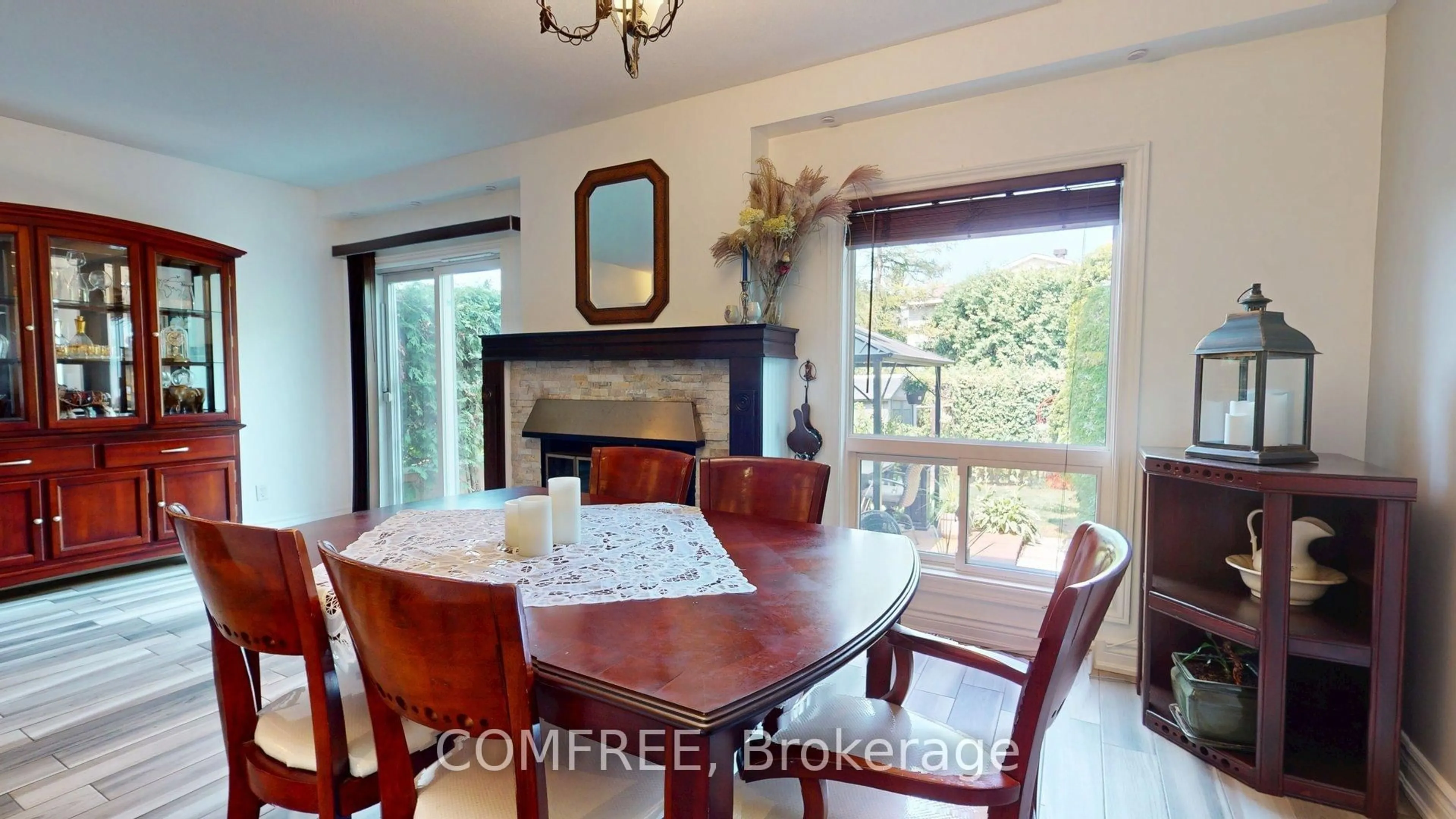 Dining room, wood/laminate floor for 1145 D'erable Pl #100, Orleans Ontario K1C 5L5