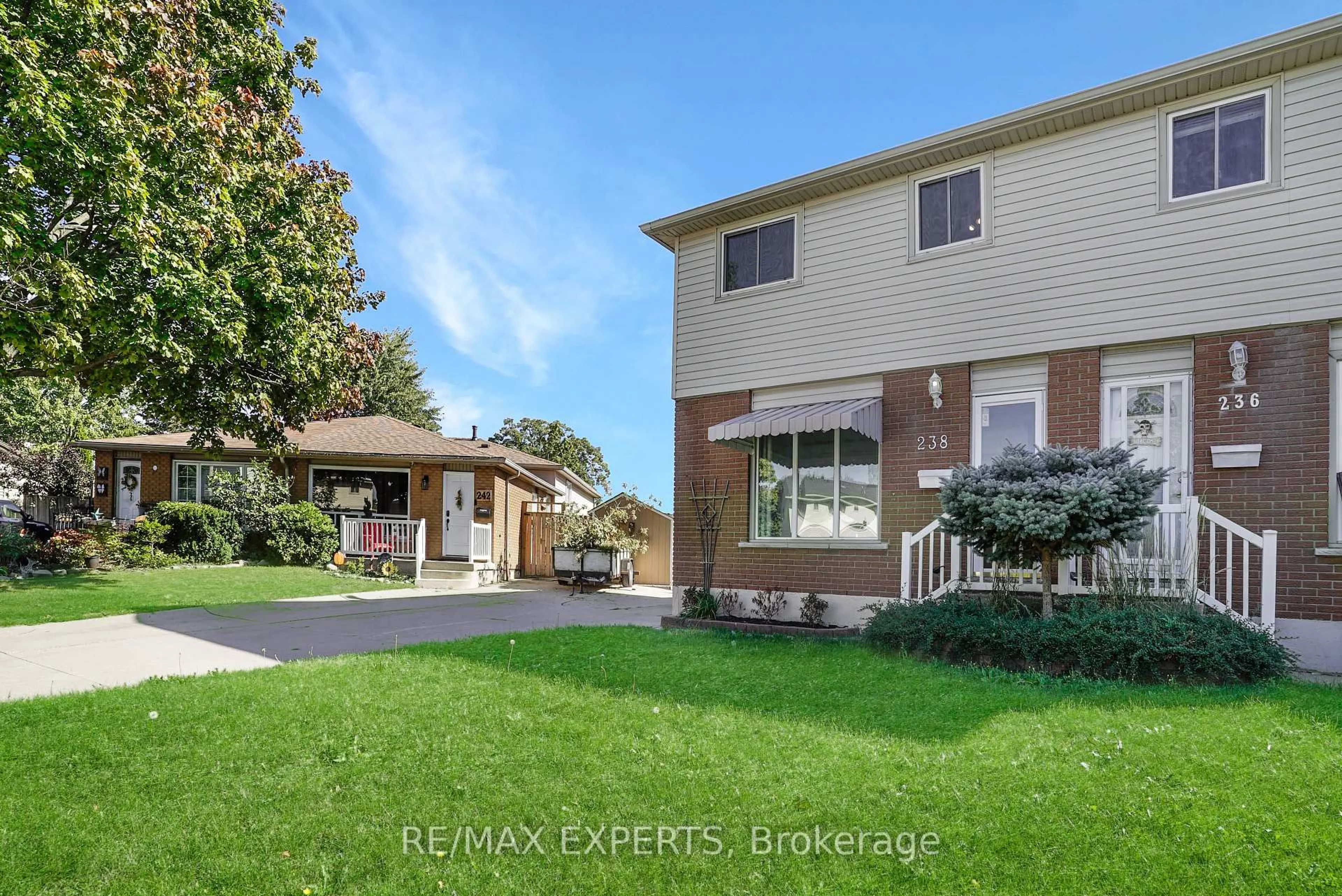 Unknown for 238 Lawnhurst Crt, Hamilton Ontario L8V 4R4