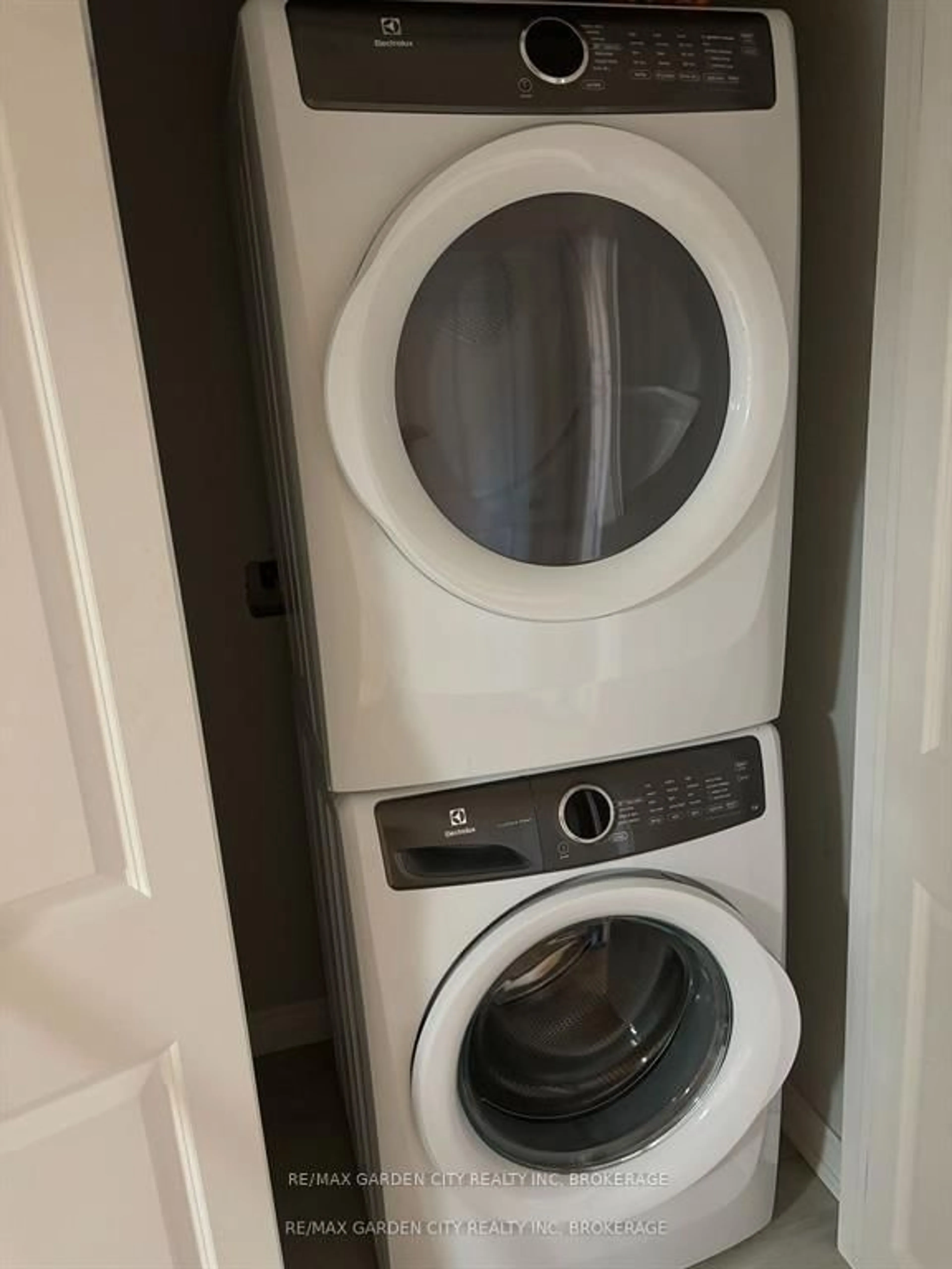 Laundry room for 34 BOUNTY Ave, Thorold Ontario L2V 0H3