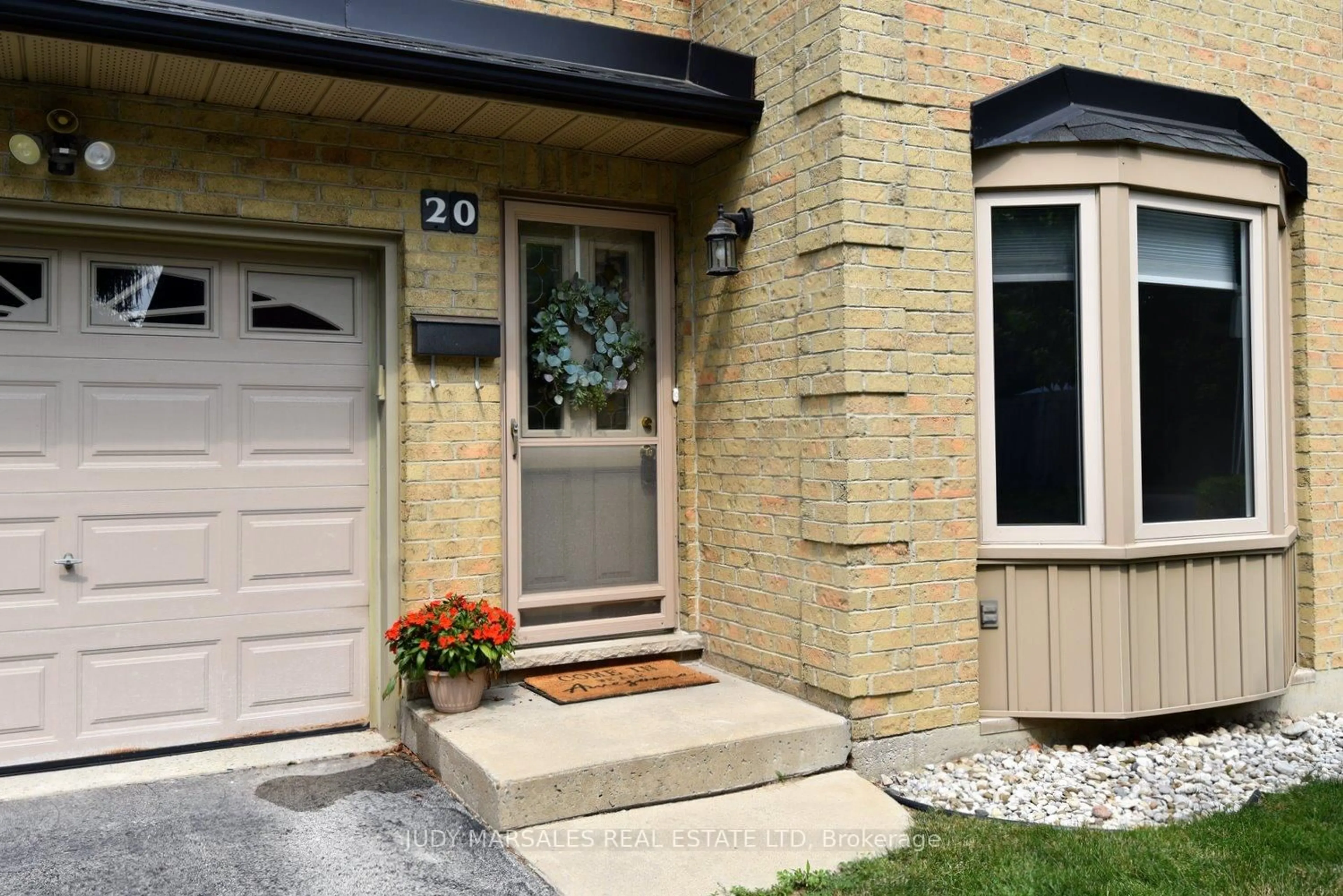 Unknown for 644 Upper Paradise Rd #20, Hamilton Ontario L9C 7K8