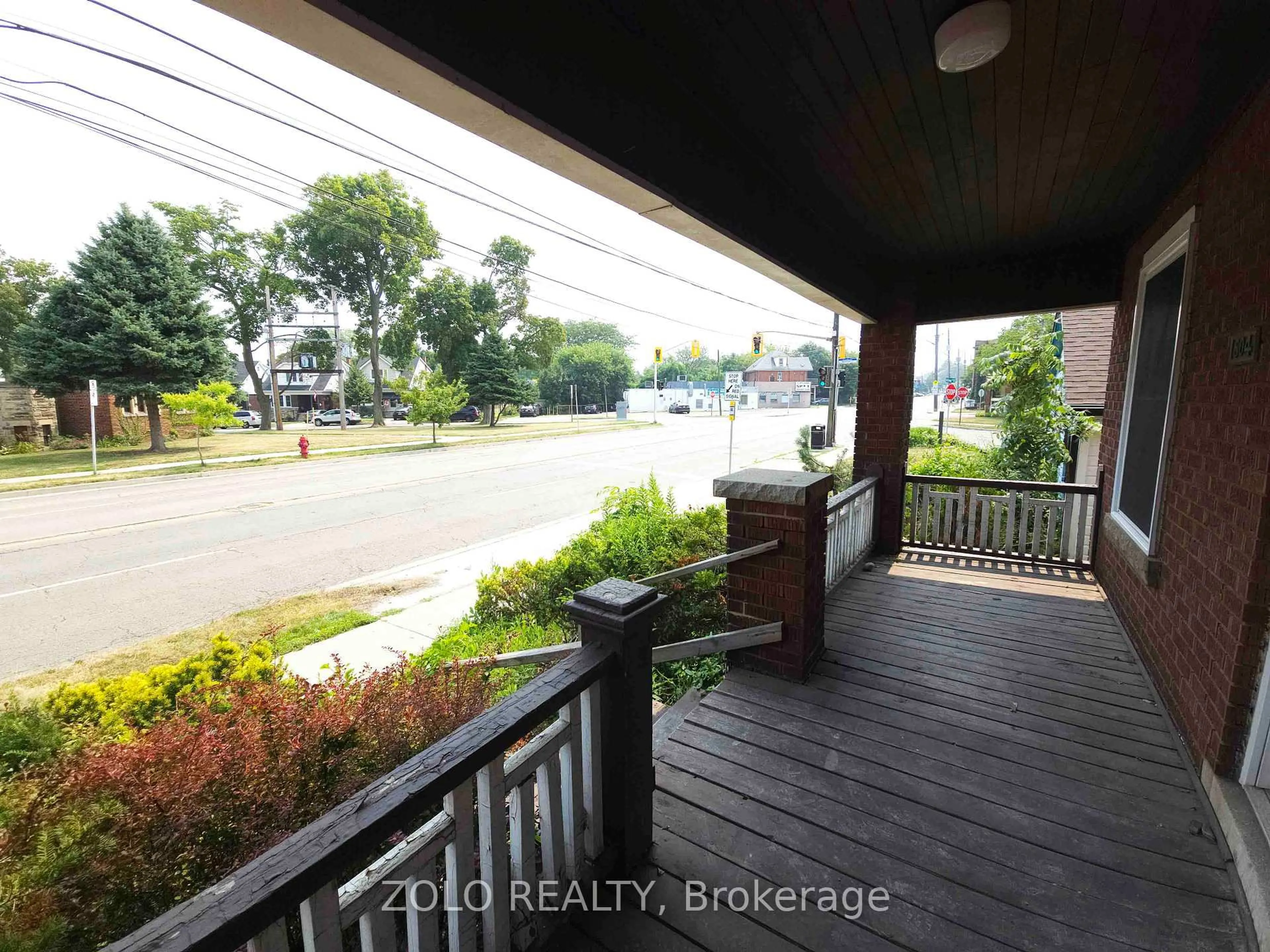 Patio, city buildings view from balcony for 1504 King St, Hamilton Ontario L8K 1S8