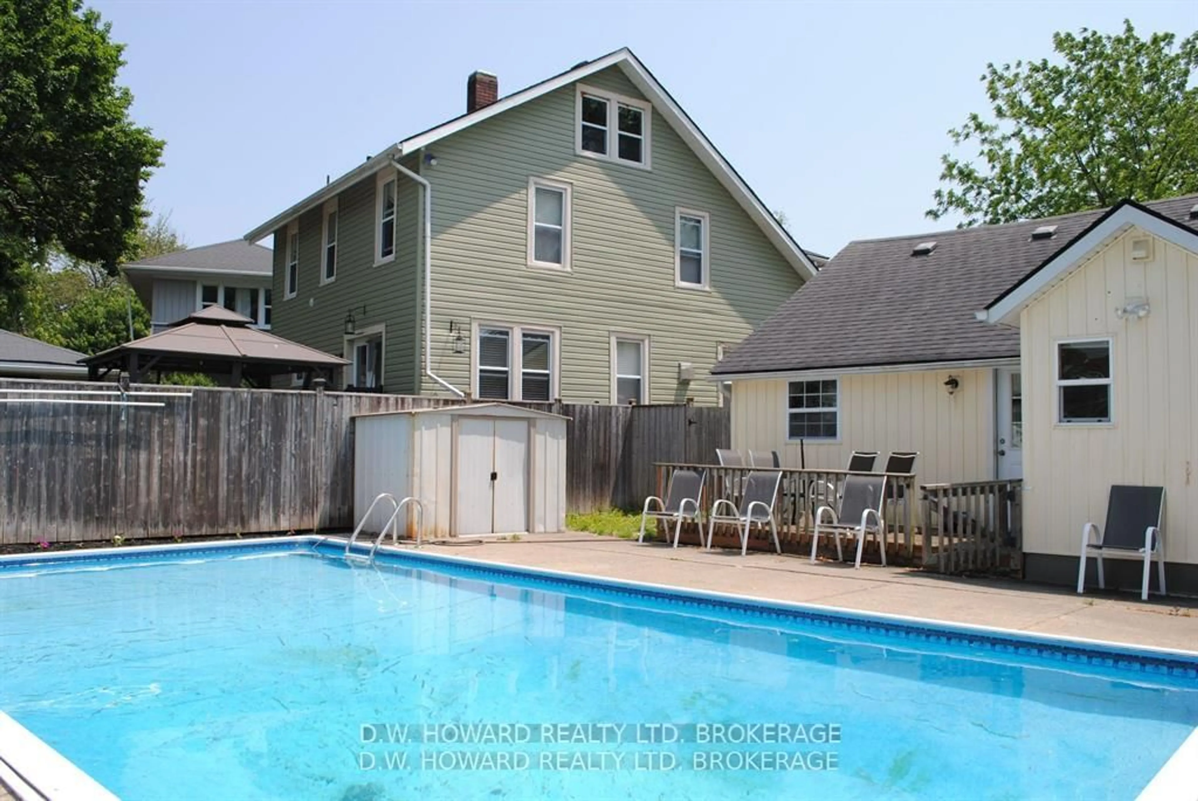 Pool for 186 Loomis Cres, Fort Erie Ontario L0S 1B0