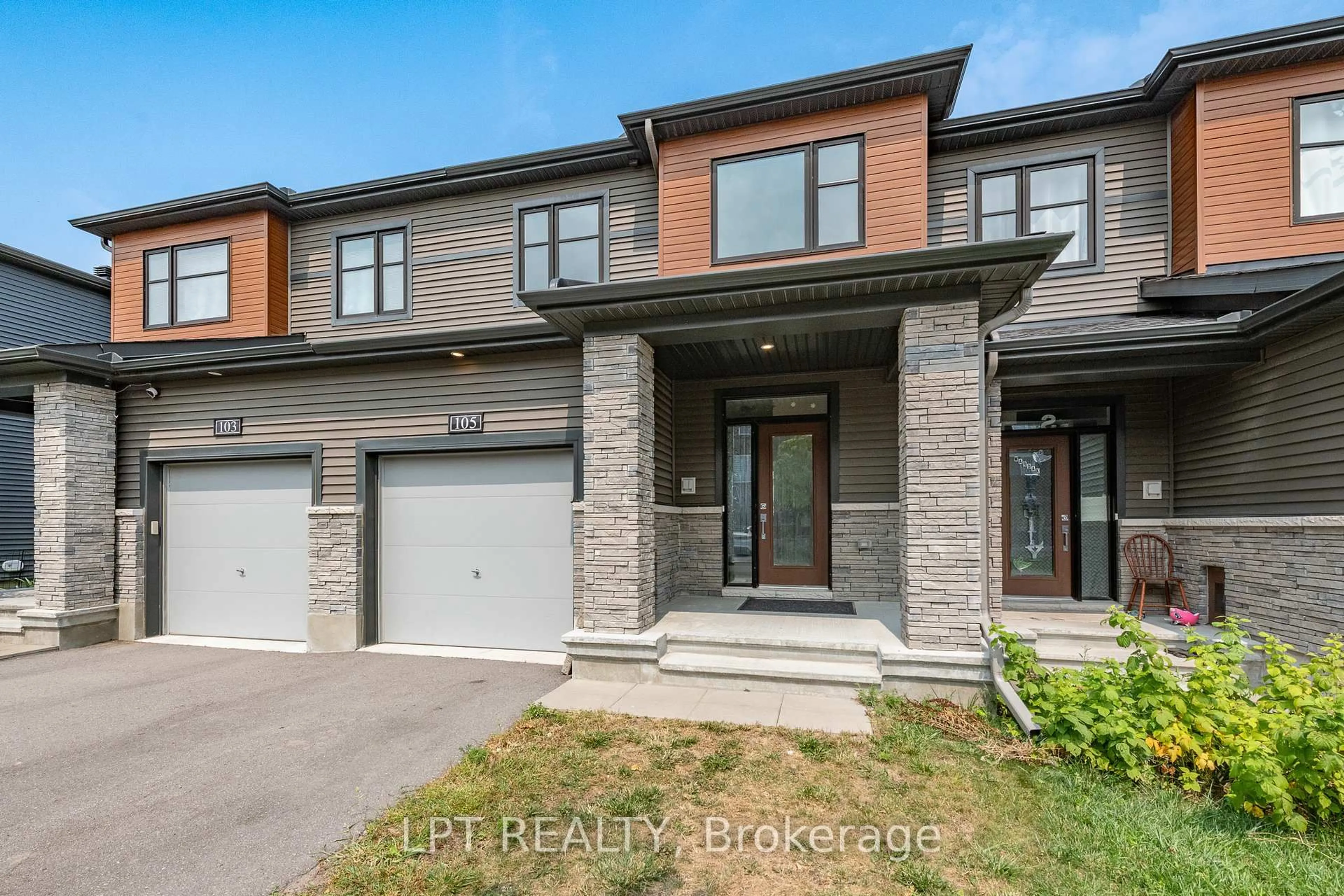 Home with brick exterior material, street for 105 Teelin Circ, Ottawa Ontario K2J 6V1