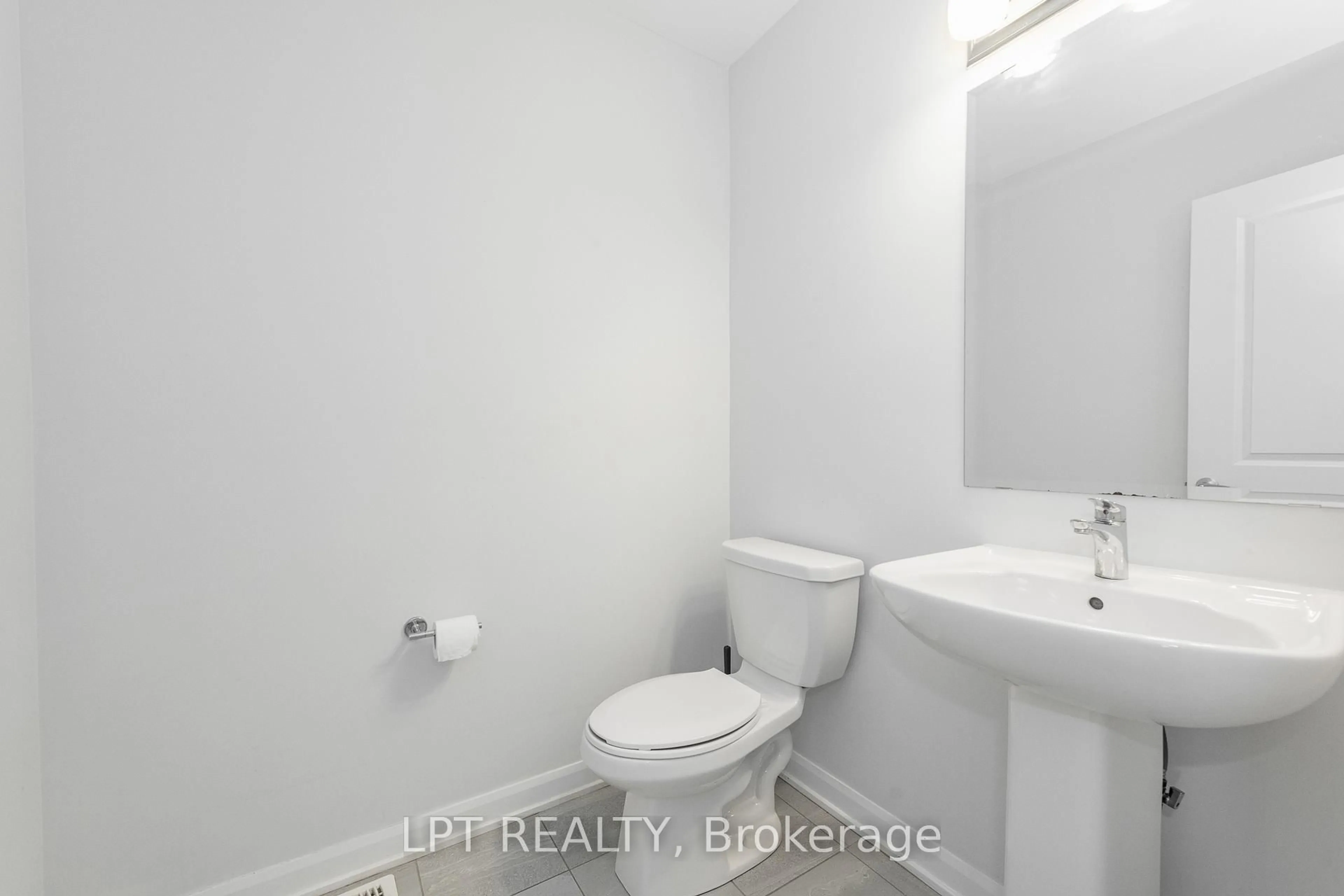 A pic of a room for 105 Teelin Circ, Ottawa Ontario K2J 6V1