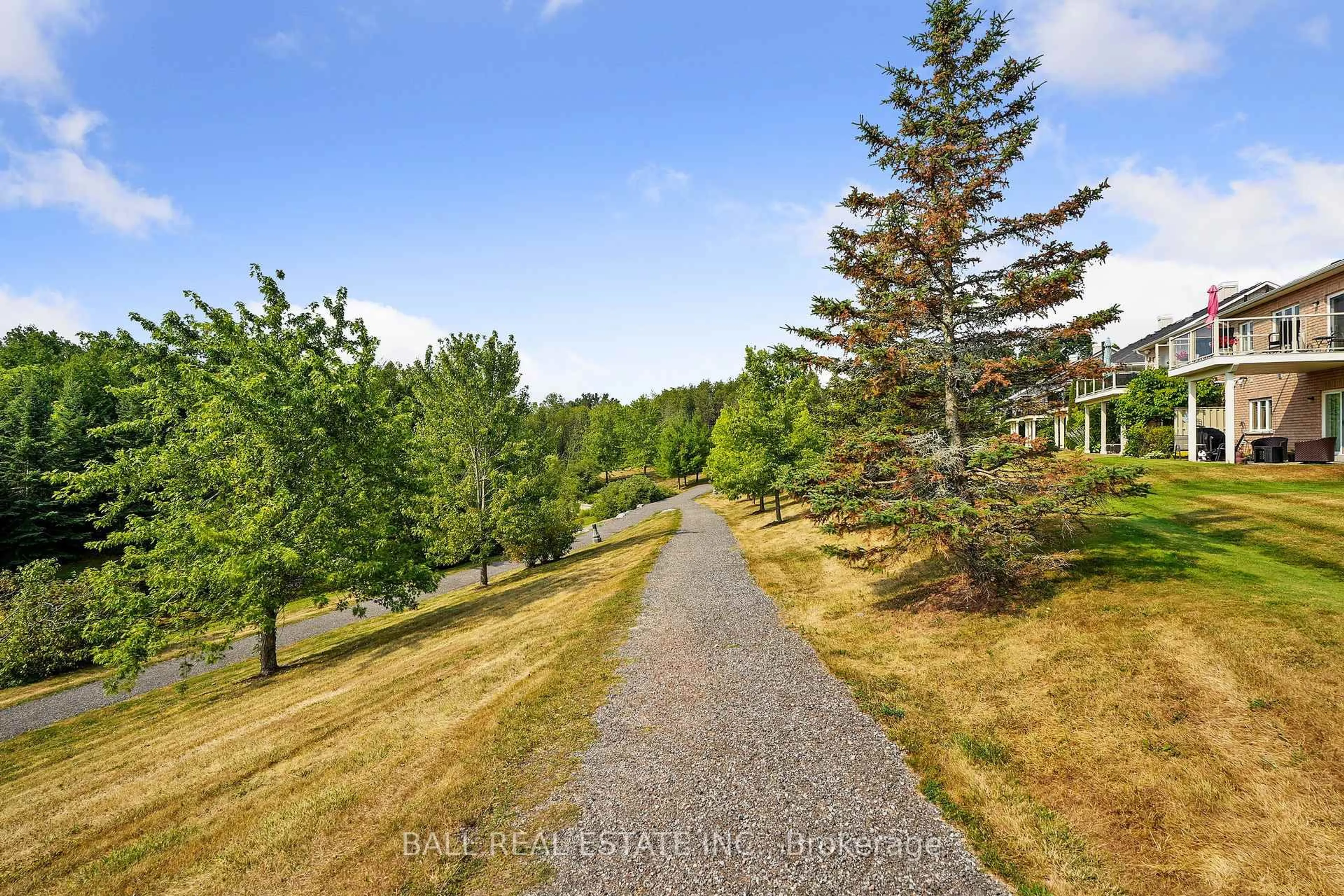 A pic from outside/outdoor area/front of a property/back of a property/a pic from drone, forest/trees view for 89 Village Cres #87, Peterborough West Ontario K9J 0A9
