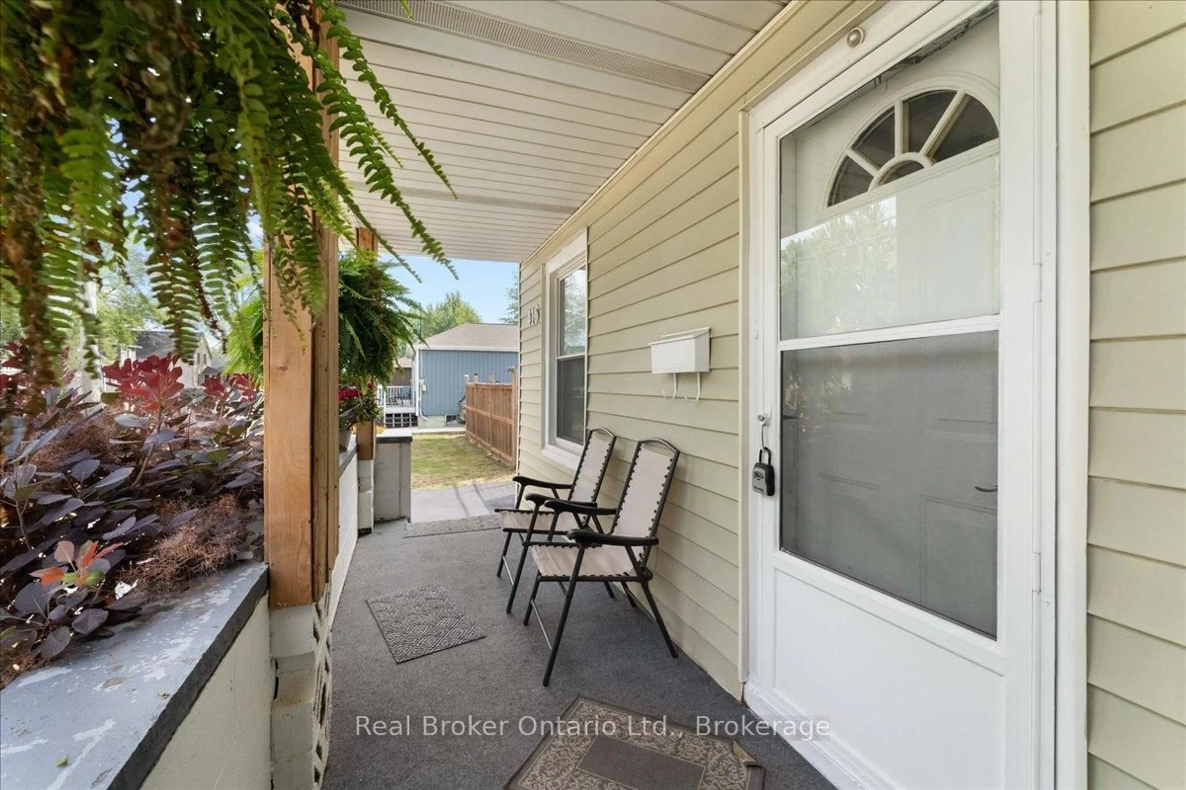 Patio, water/lake/river/ocean view for 416 Deere St, Welland Ontario L3B 2L8