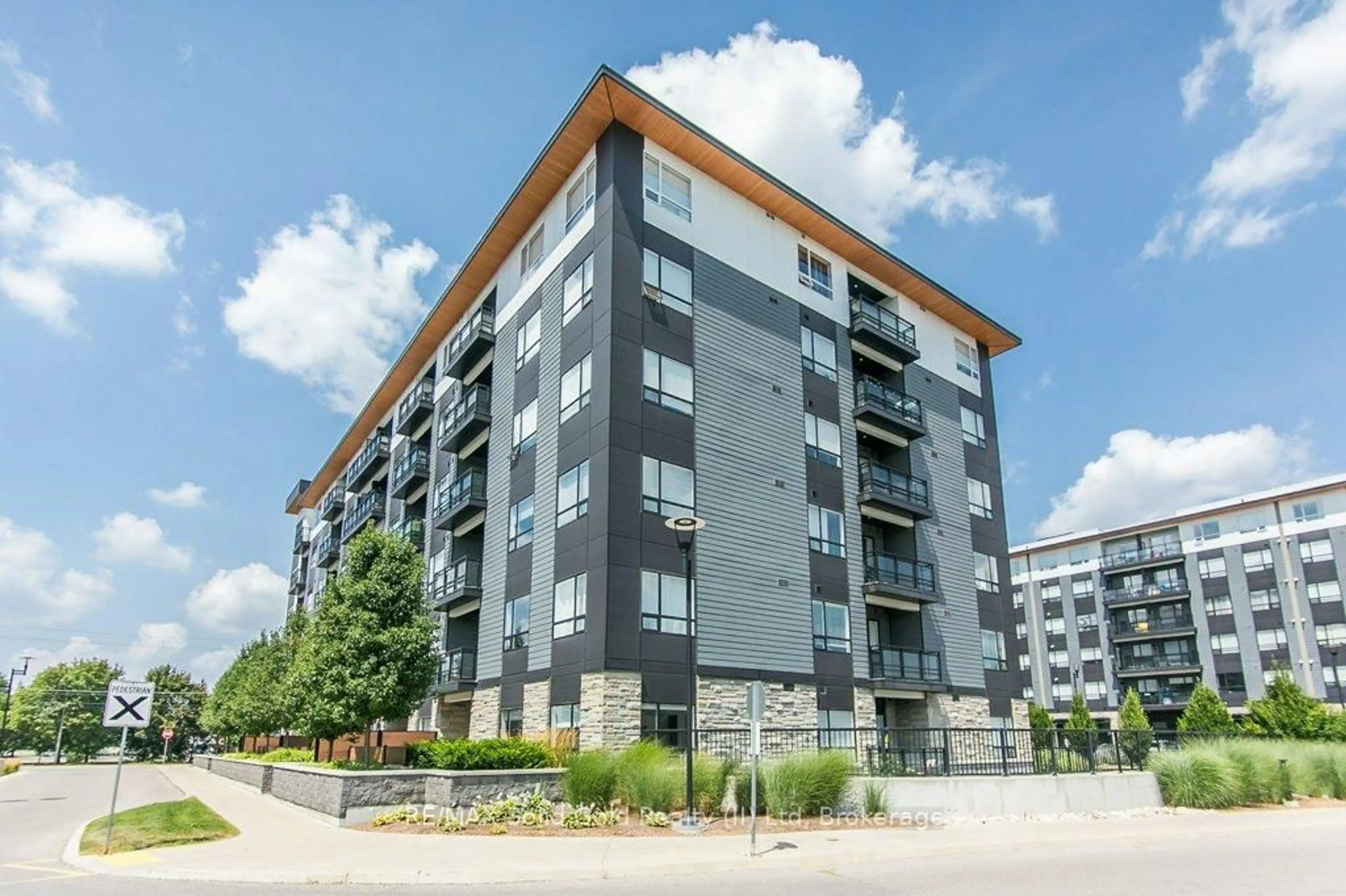 Unknown for 251 Northfield Dr #102, Waterloo Ontario N2K 0G9