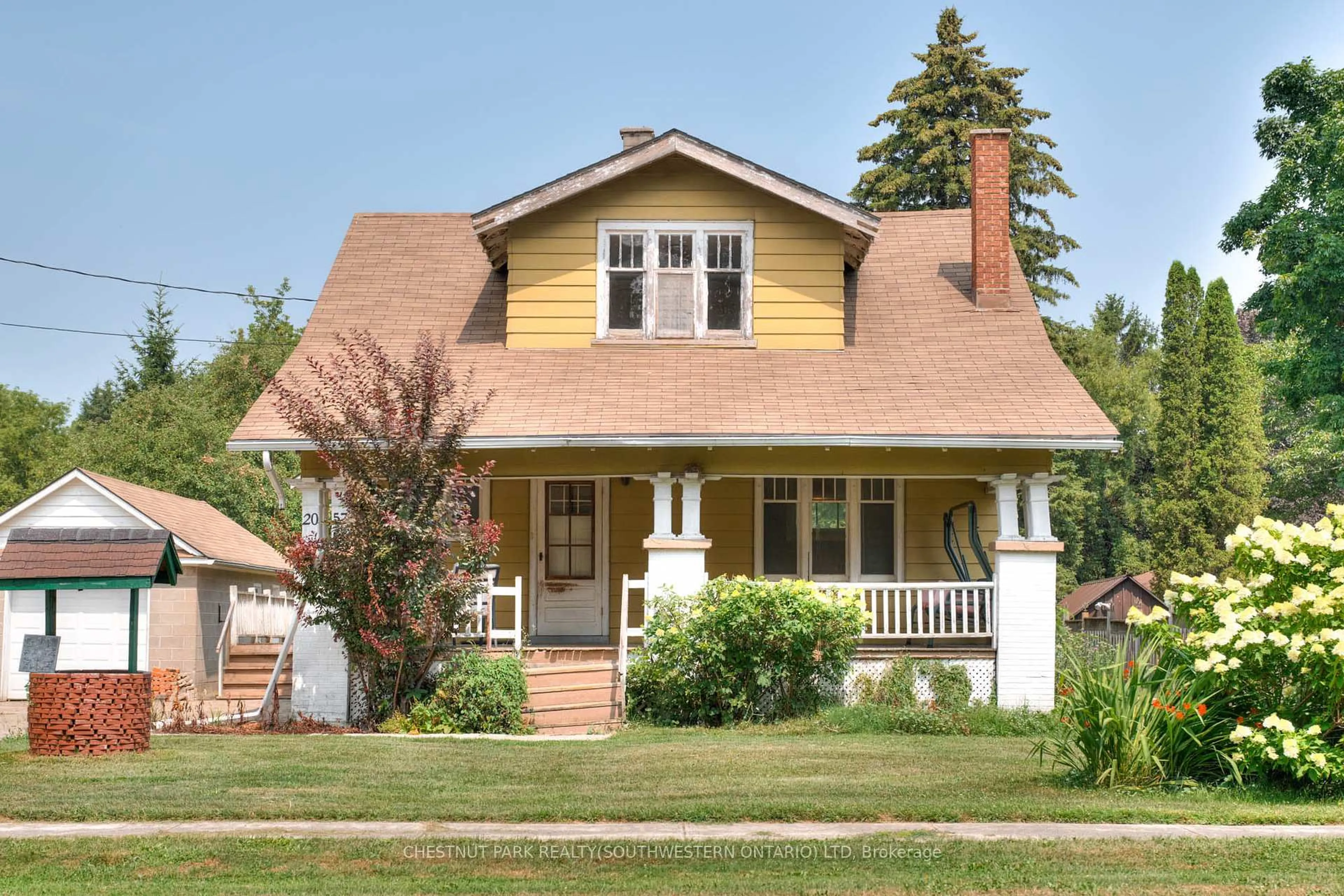 Home with vinyl exterior material, street for 2057 Martin St, Howick Ontario N0G 1X0