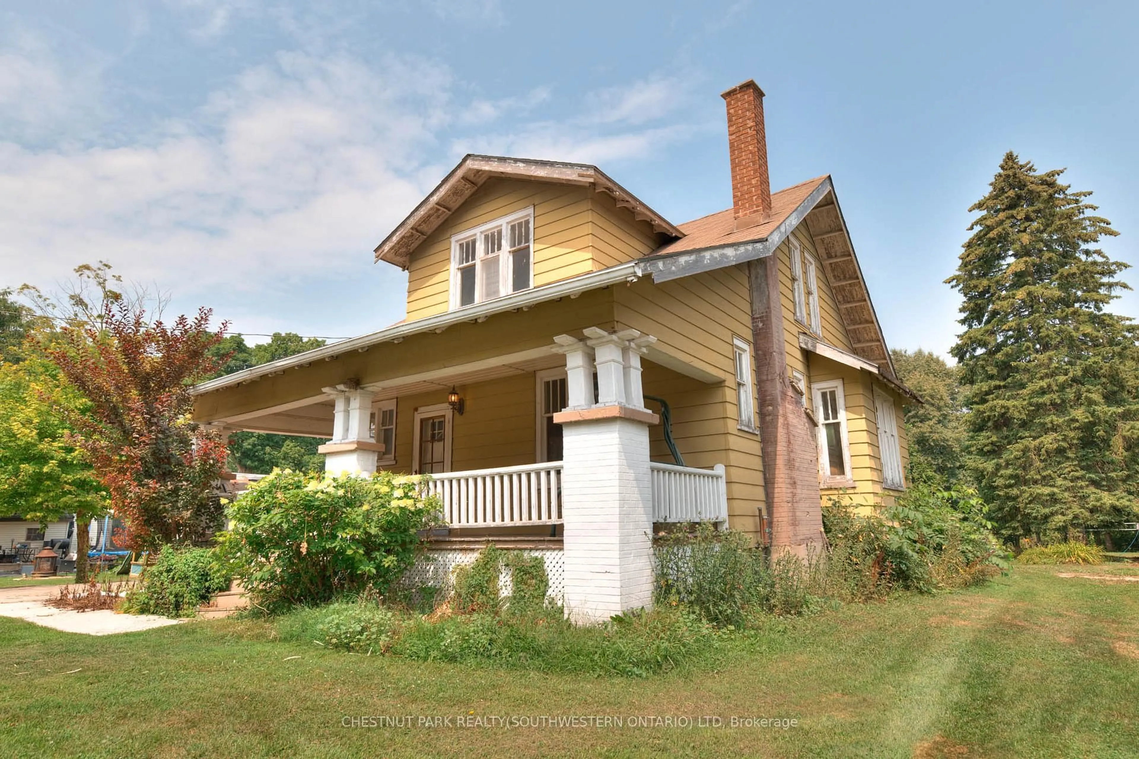 Home with brick exterior material, building for 2057 Martin St, Howick Ontario N0G 1X0