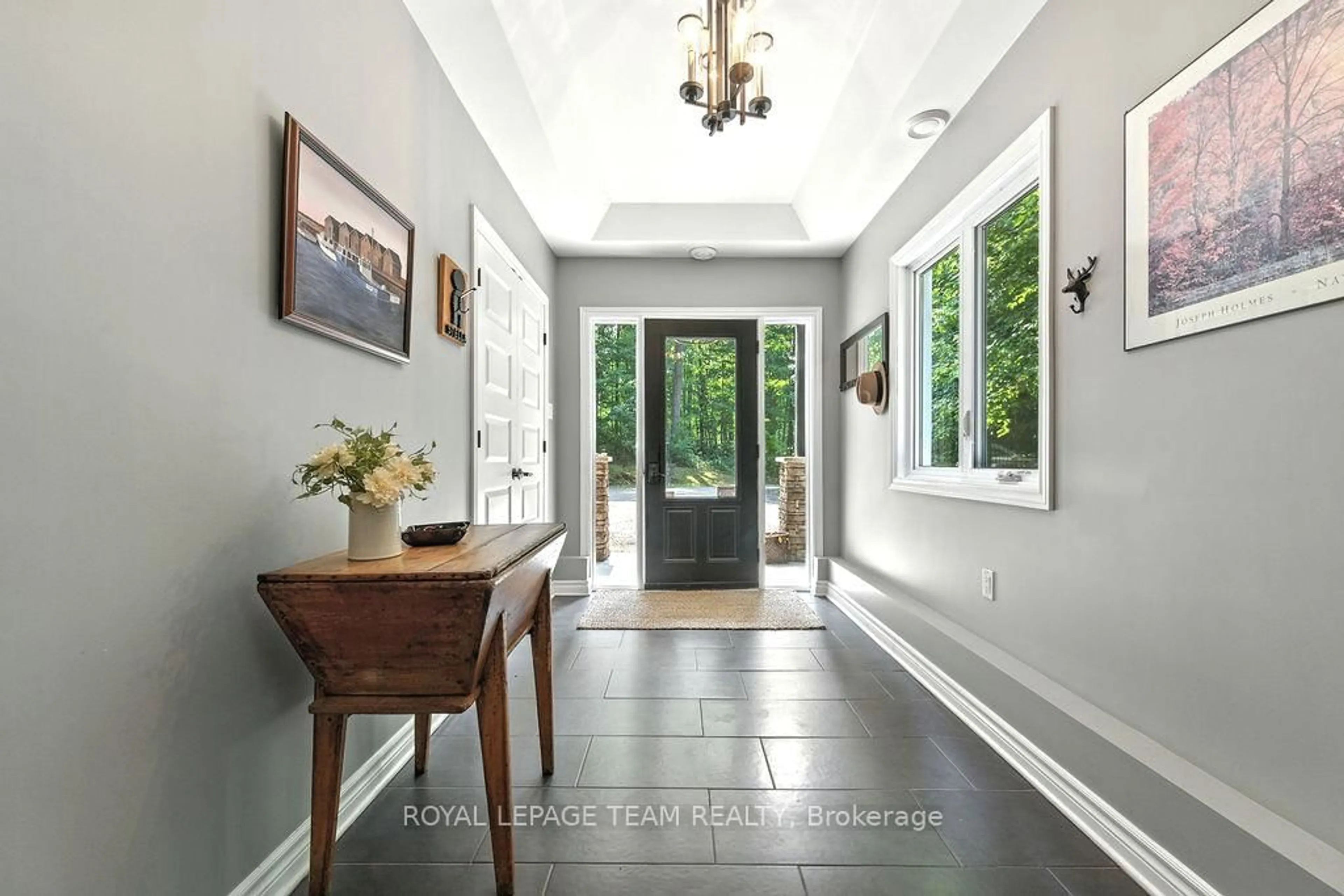 Indoor entryway for 104 Penny Lane, Rideau Lakes Ontario K0G 1V0