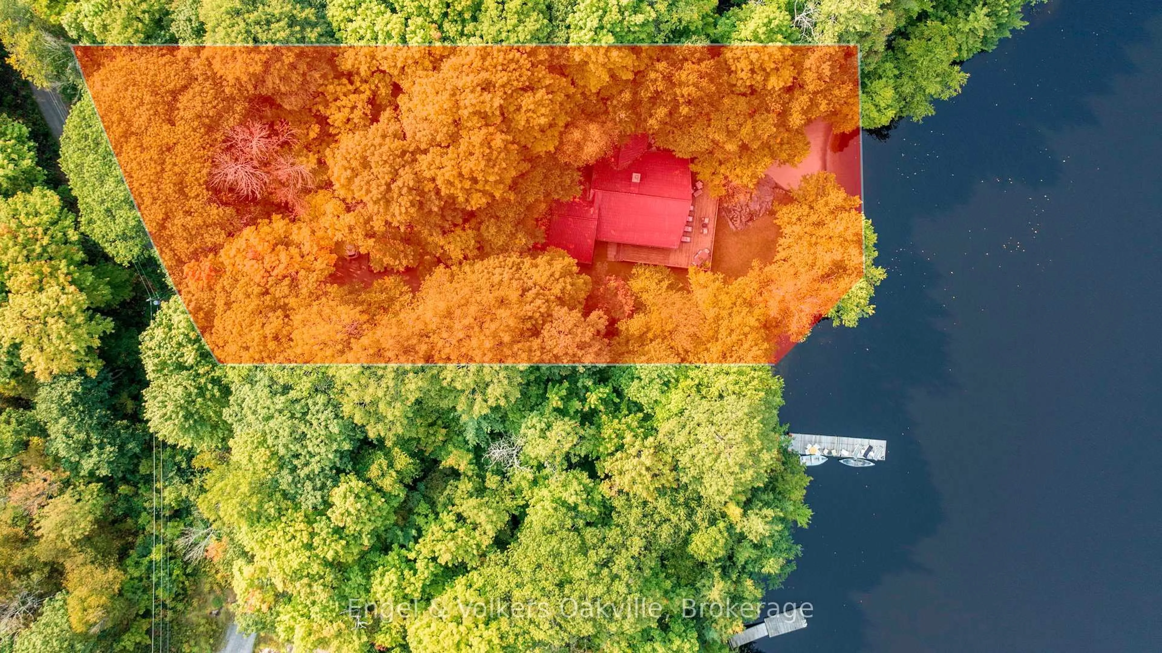 A pic from outside/outdoor area/front of a property/back of a property/a pic from drone, water/lake/river/ocean view for 87 Dayeo Dr, Georgian Bay Ontario P0C 1H0