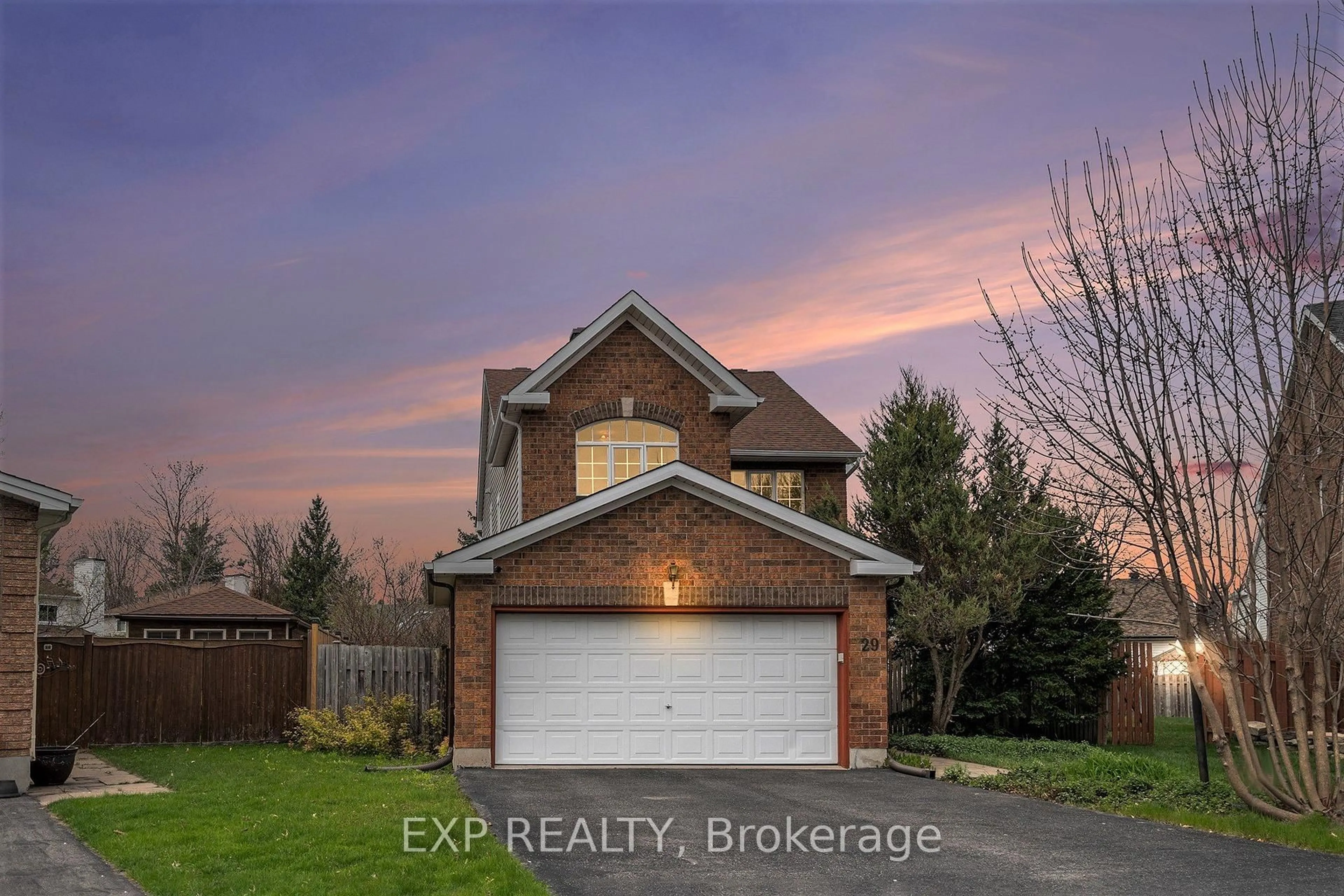 A pic from outside/outdoor area/front of a property/back of a property/a pic from drone, building for 29 Woodford Way, Ottawa Ontario K2J 4B9