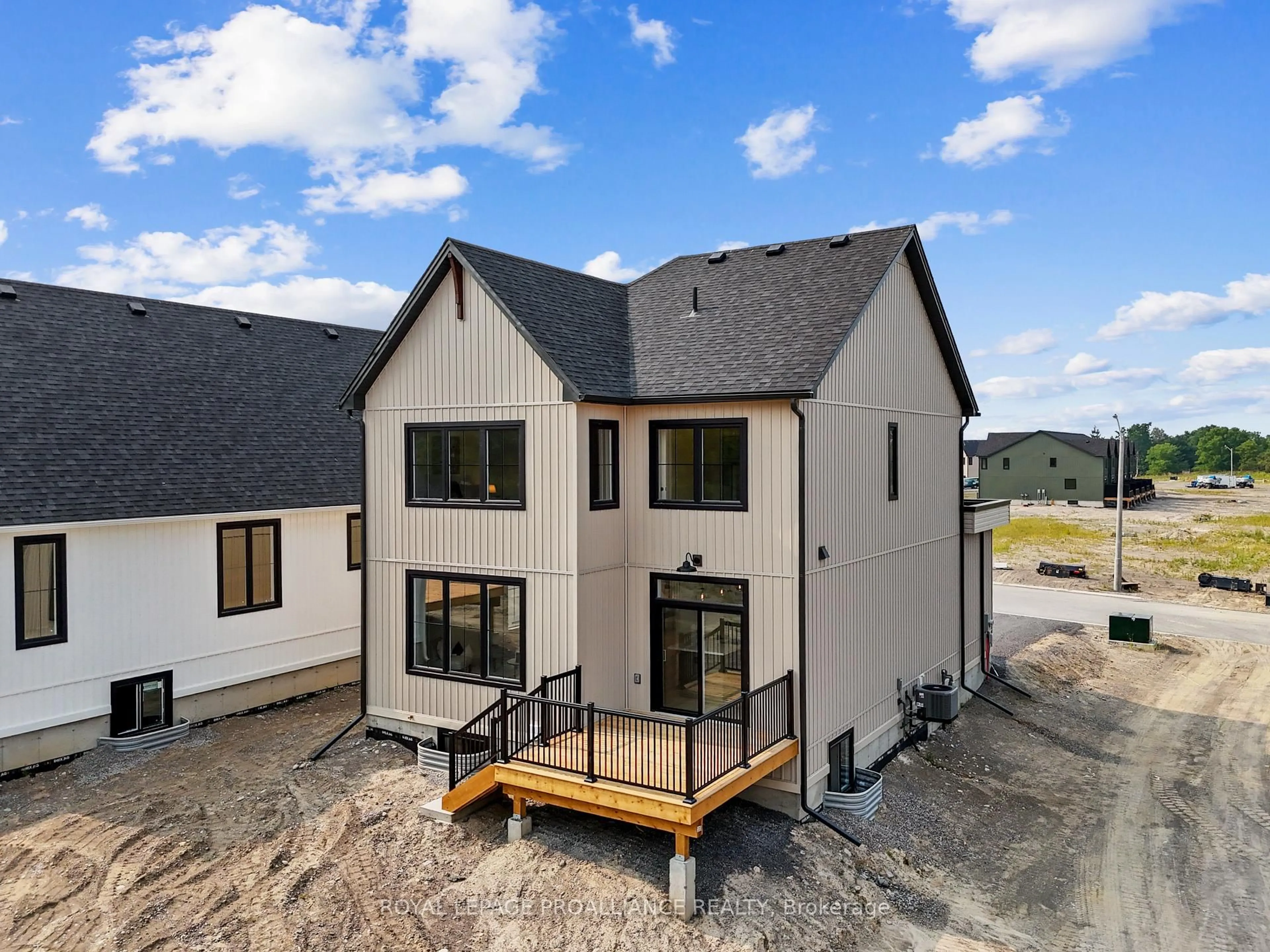 A pic from outside/outdoor area/front of a property/back of a property/a pic from drone, building for 40 Hollingsworth St, Cramahe Ontario K0K 1S0