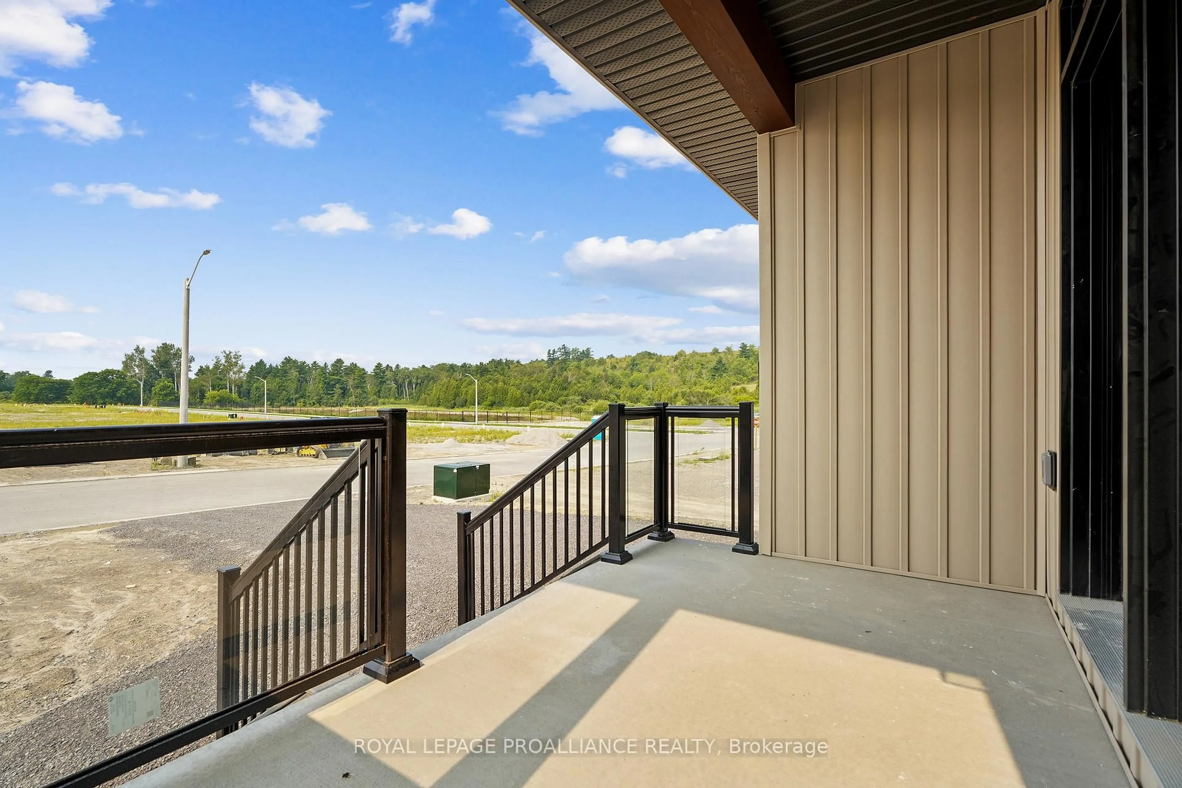 Patio, water/lake/river/ocean view for 40 Hollingsworth St, Cramahe Ontario K0K 1S0