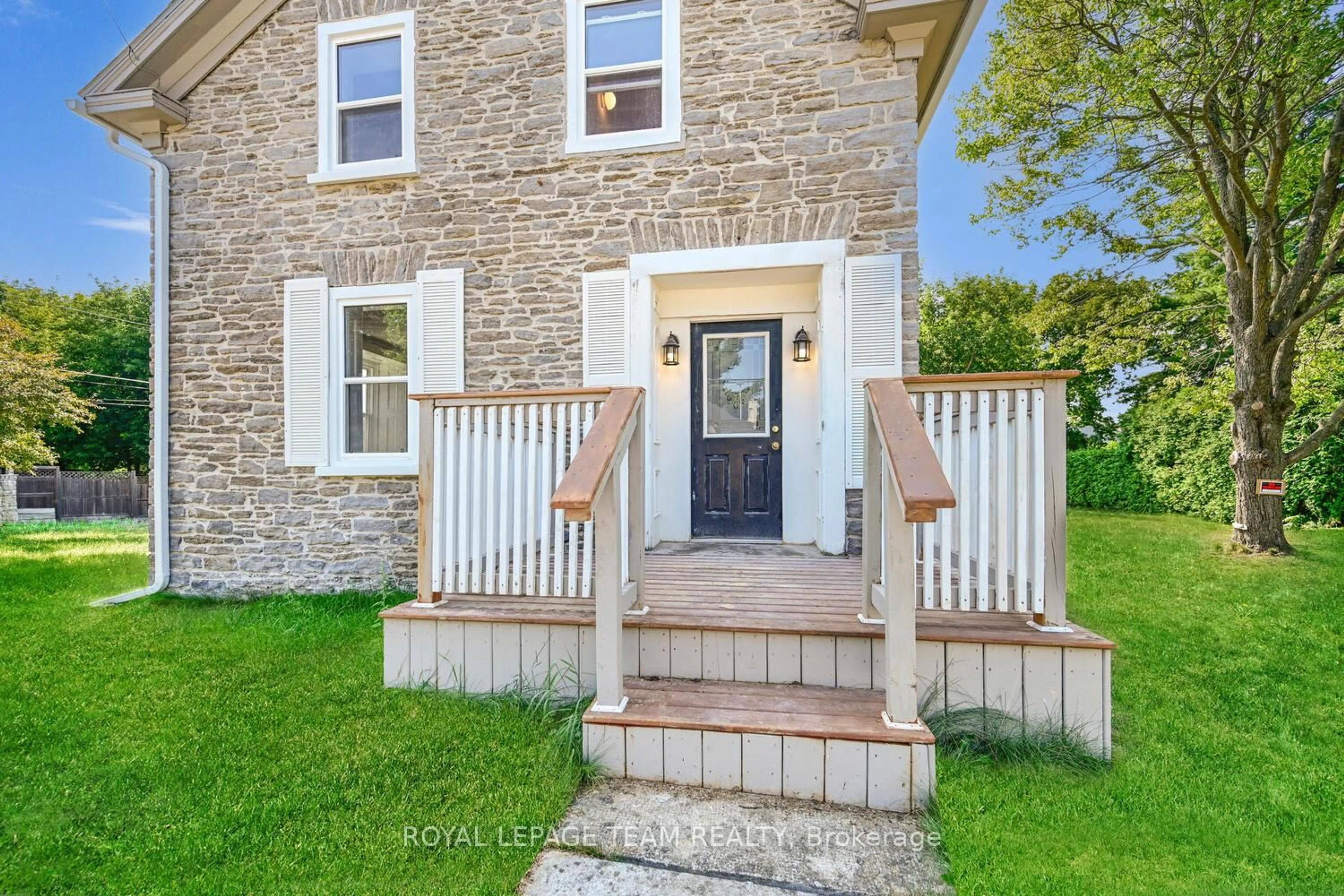 Home with brick exterior material, street for 297 Park St, Prescott Ontario K0E 1T0