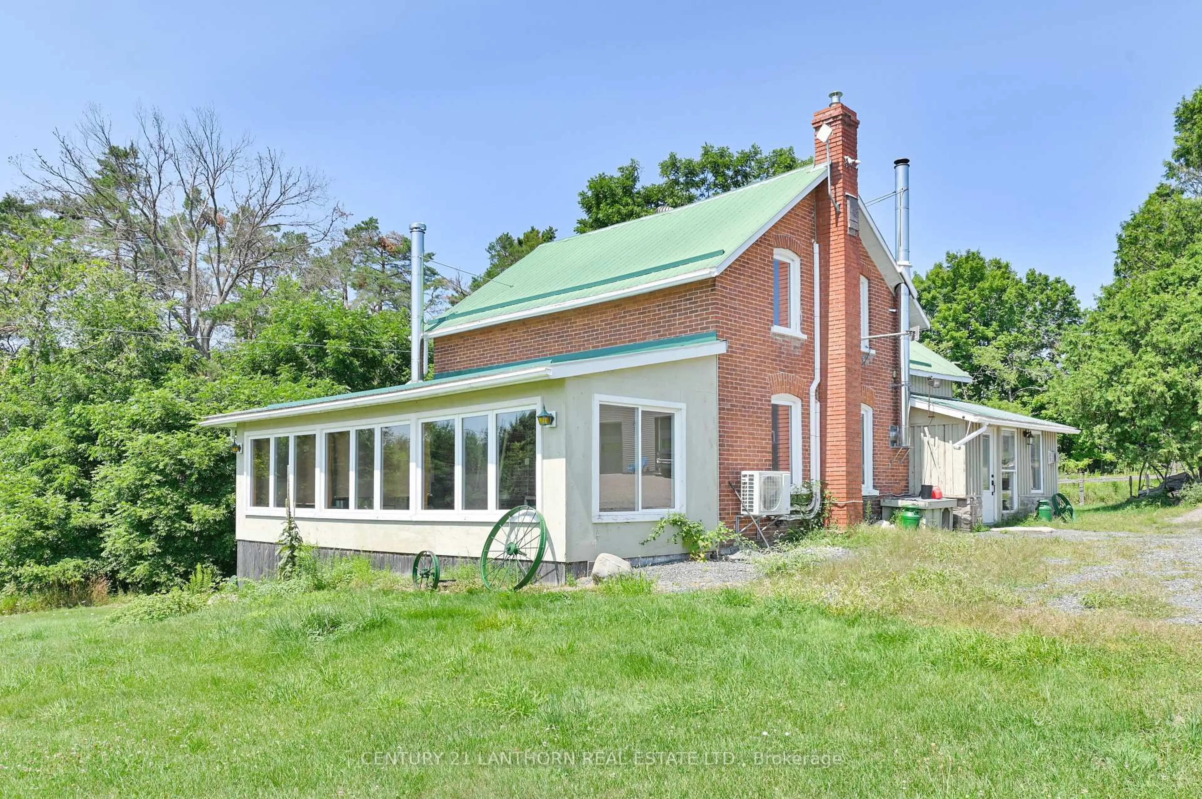 Home with brick exterior material, building for 495 Barker Rd, Madoc Ontario K0K 2K0