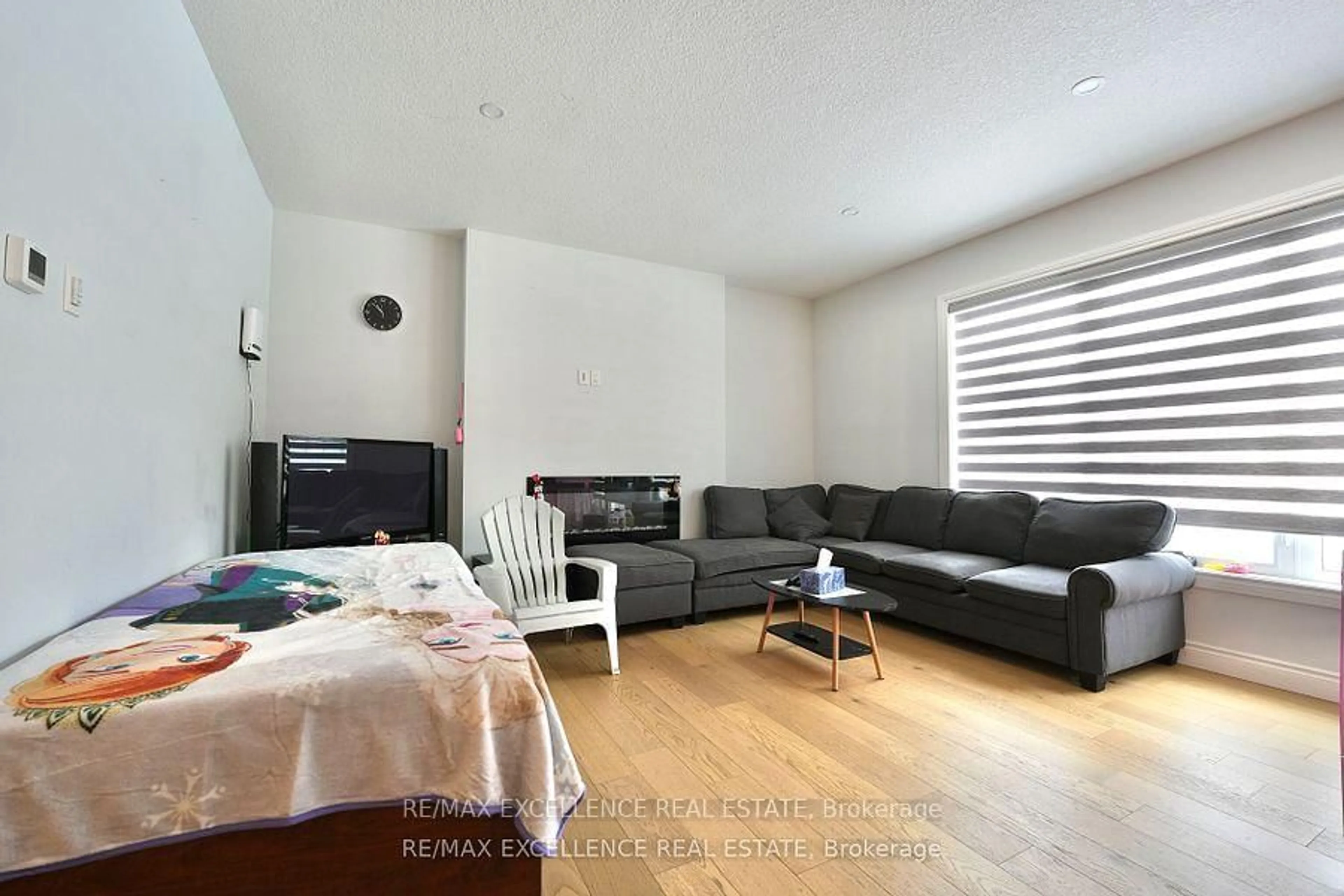 Living room with furniture, unknown for 90 WAYSIDE Lane, Southwold Ontario N5P 0G3