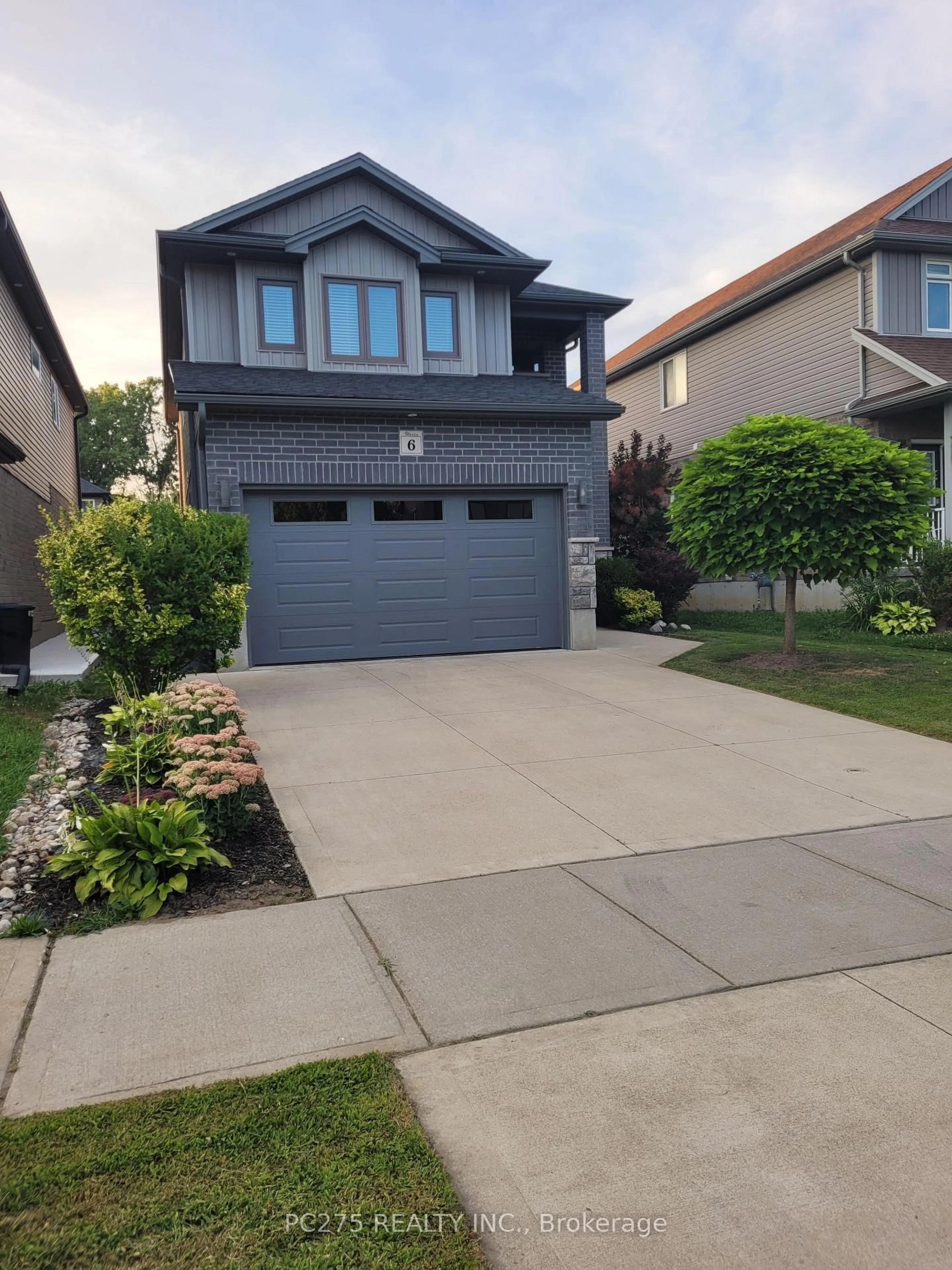 Home with vinyl exterior material, street for 6 Hayes St, London South Ontario N5Z 0A6